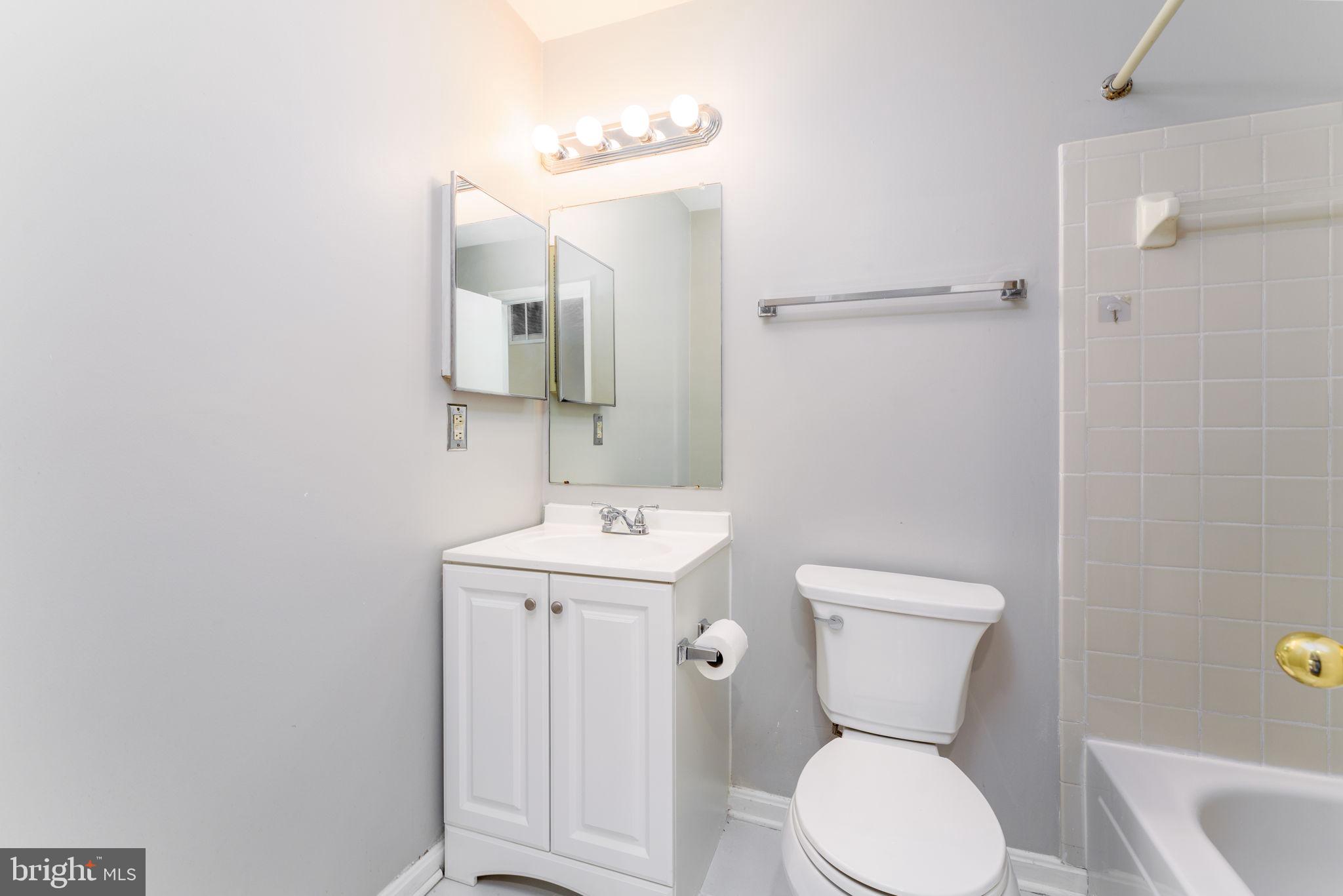 KETTERING - Residential Lease