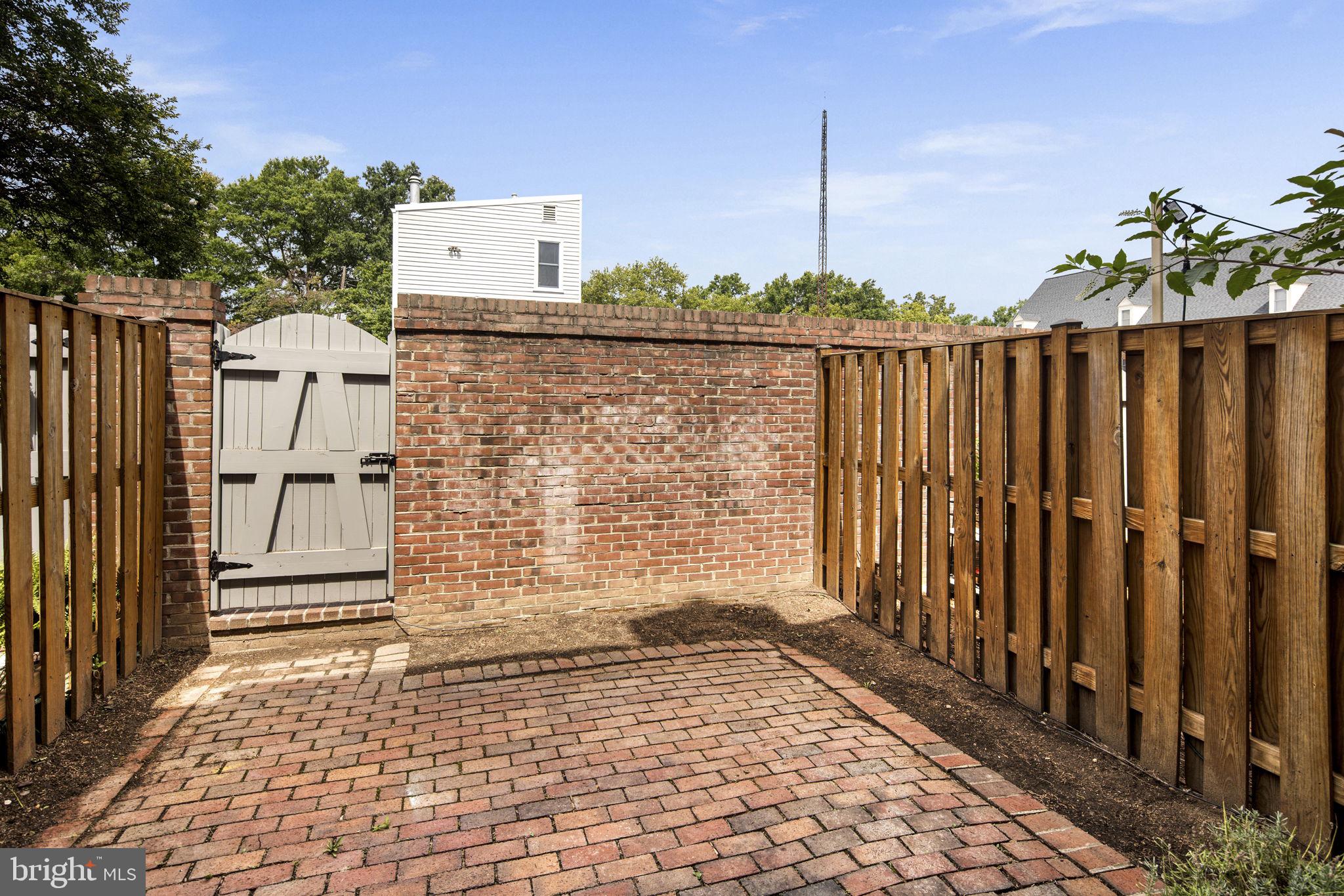 ARCH HALL - Residential Lease