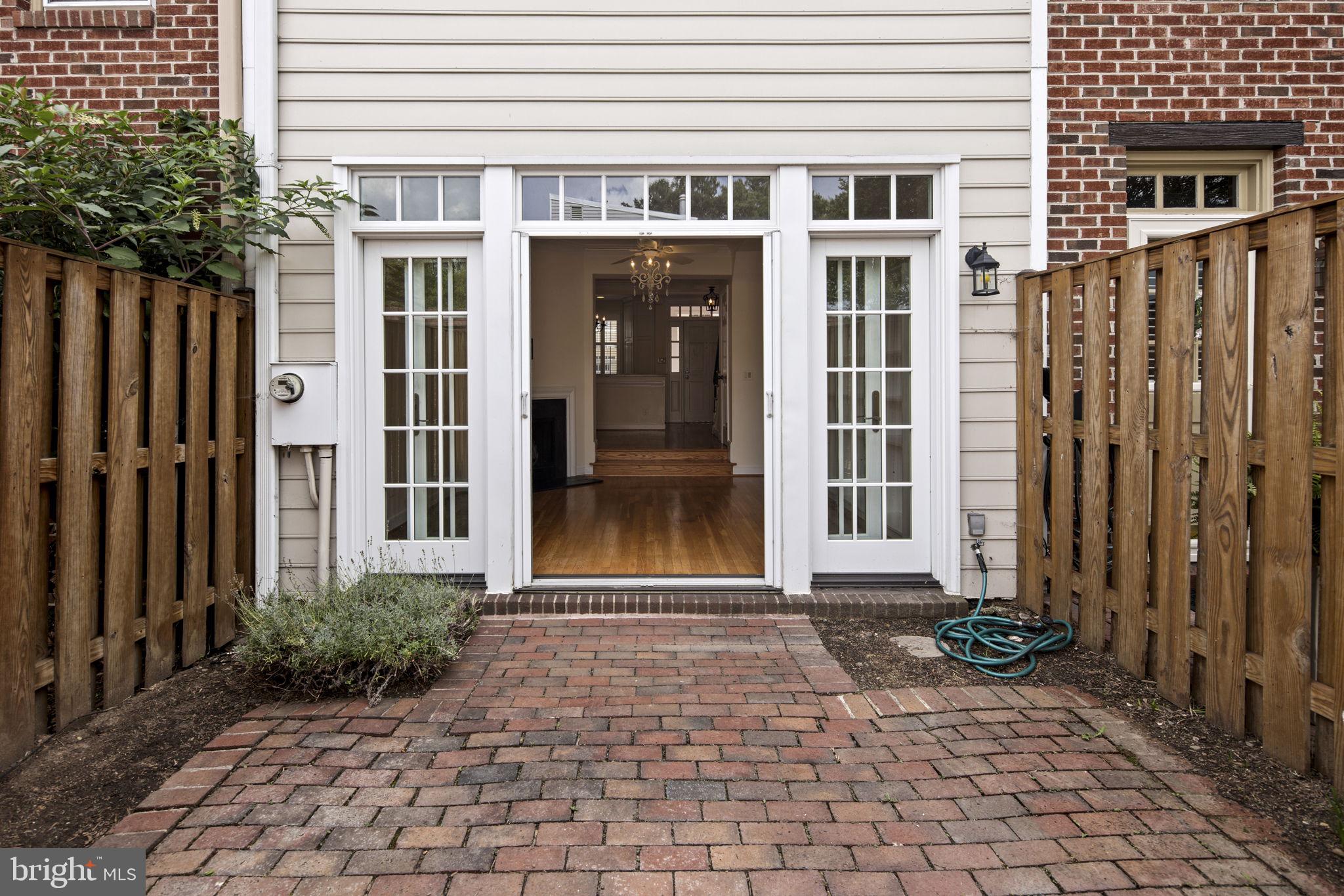 ARCH HALL - Residential Lease