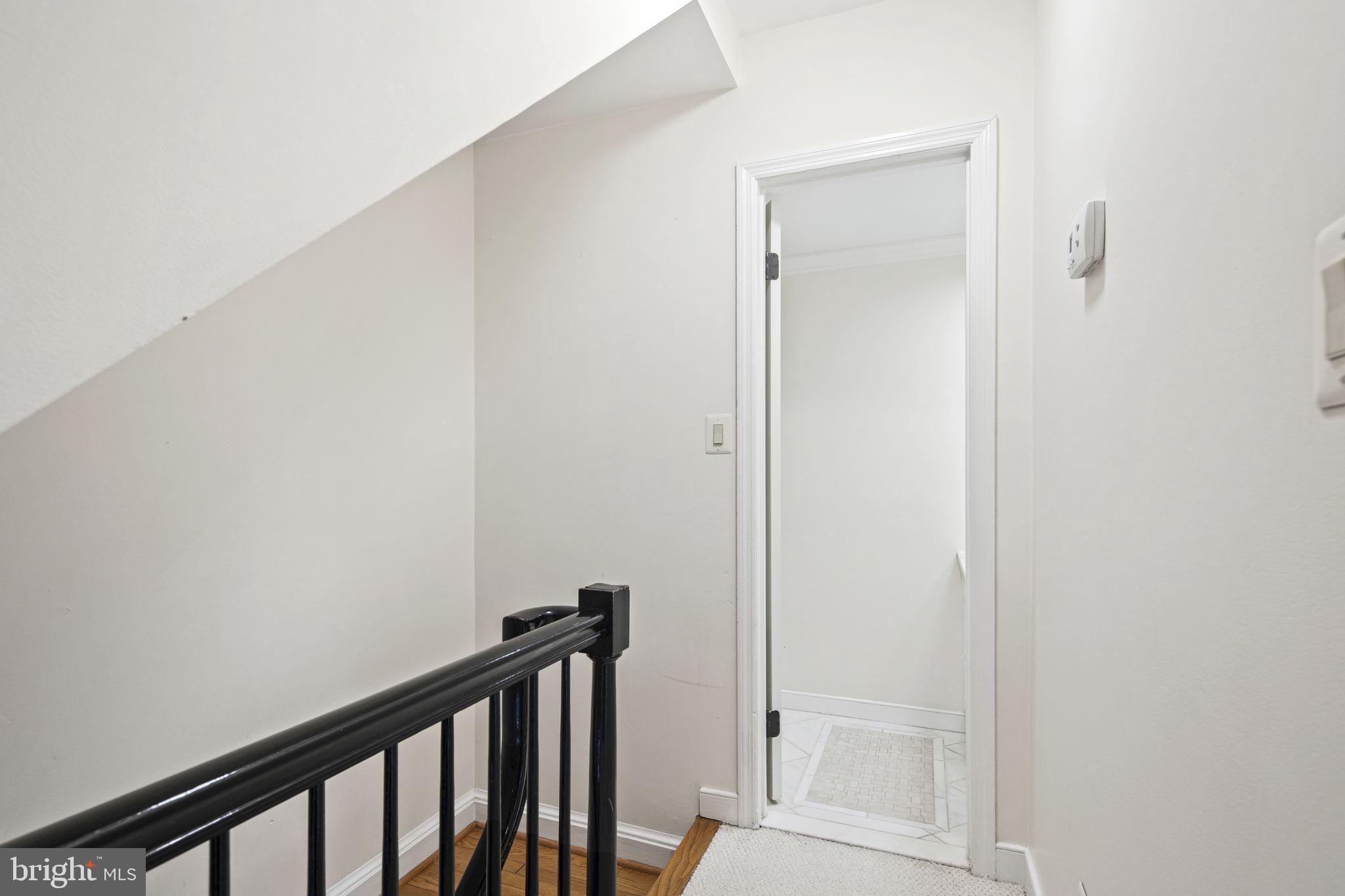 ARCH HALL - Residential Lease