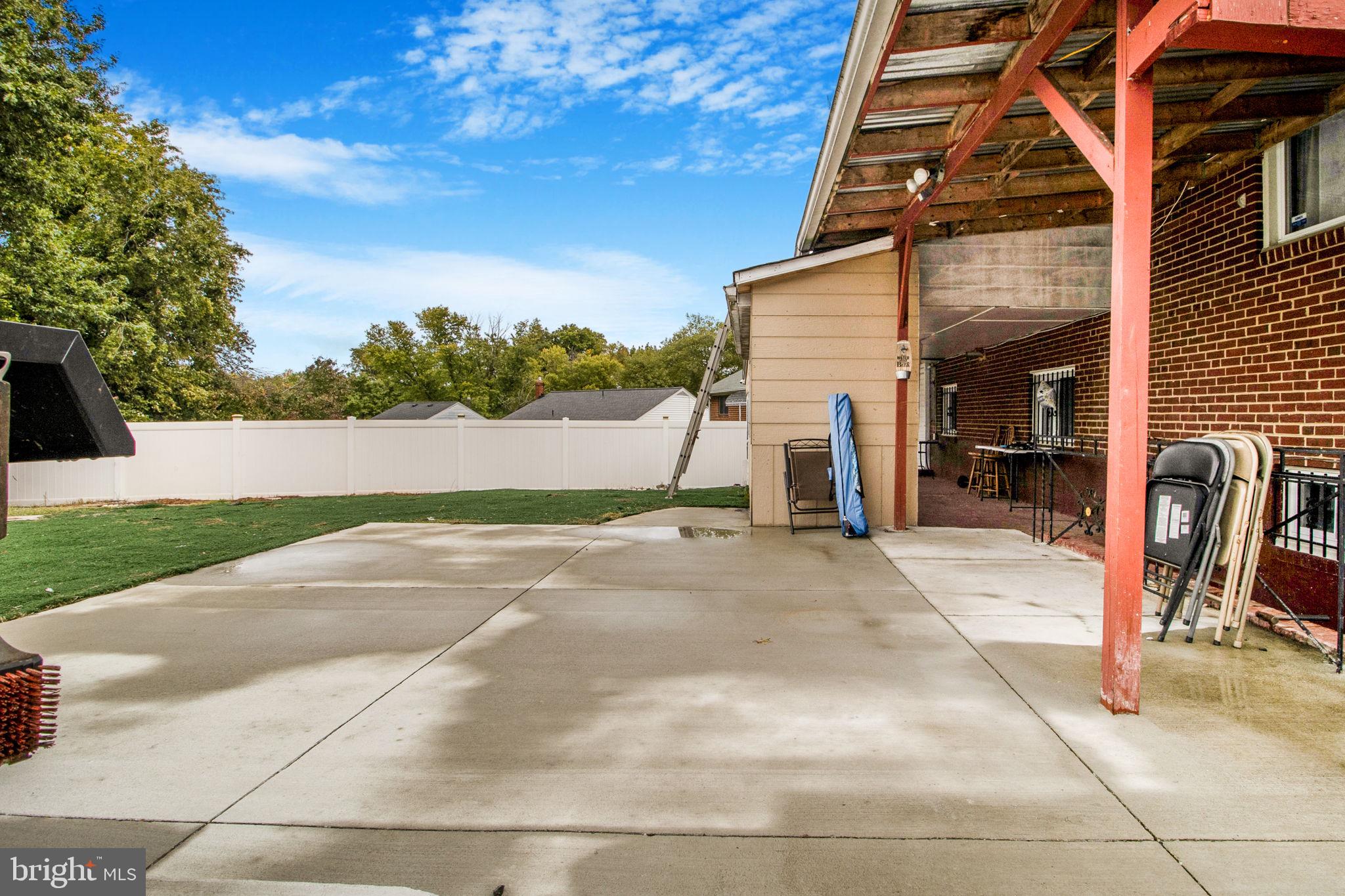 ROLLING RIDGE - Residential