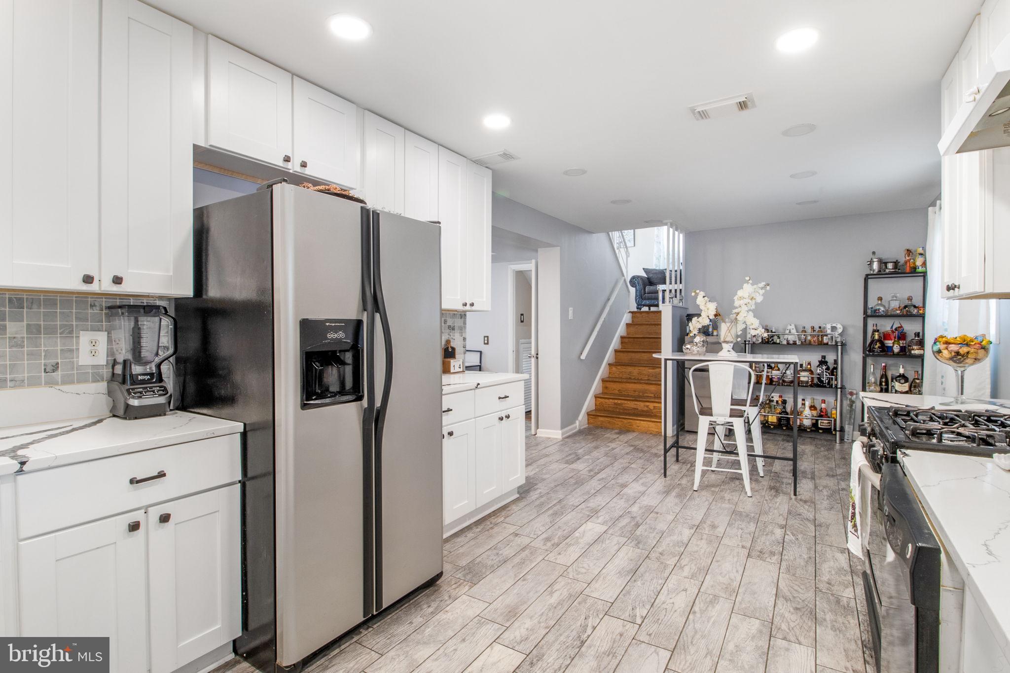 ROLLING RIDGE - Residential