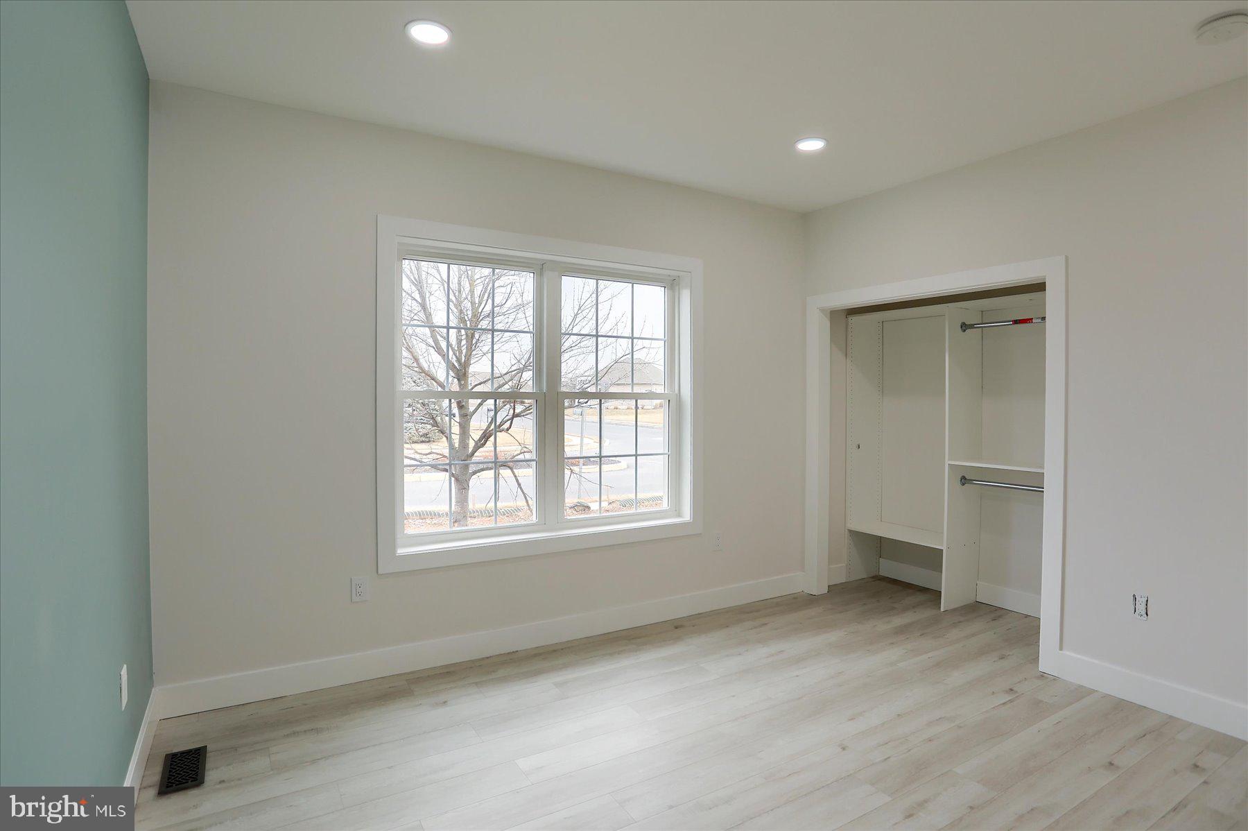 TRINDLE STATION - Residential Lease