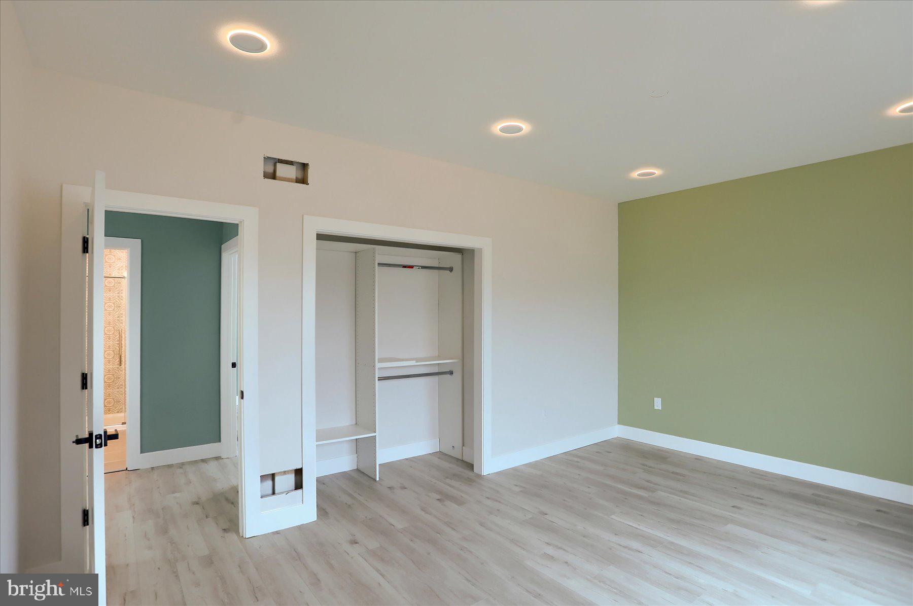 TRINDLE STATION - Residential Lease