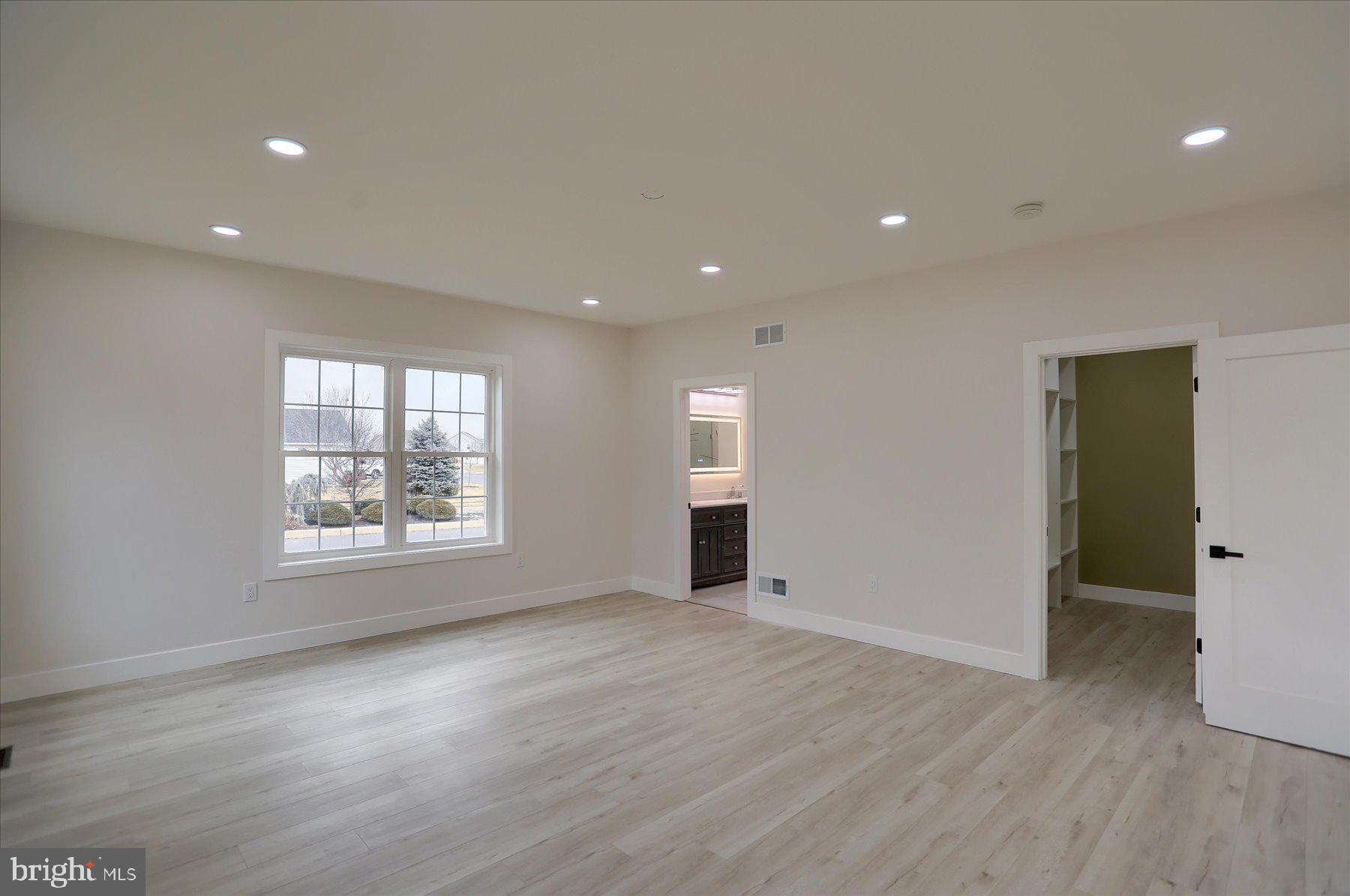 TRINDLE STATION - Residential Lease