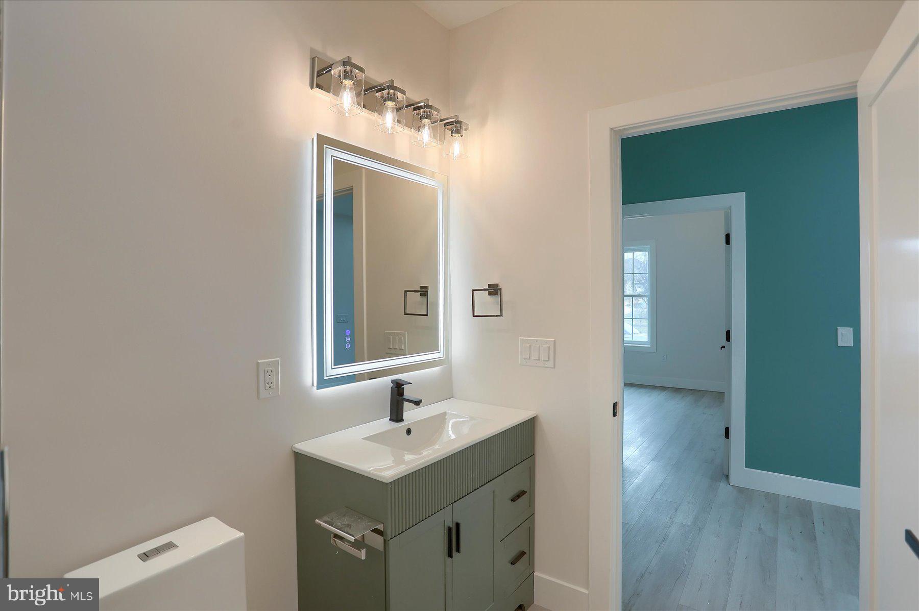 TRINDLE STATION - Residential Lease