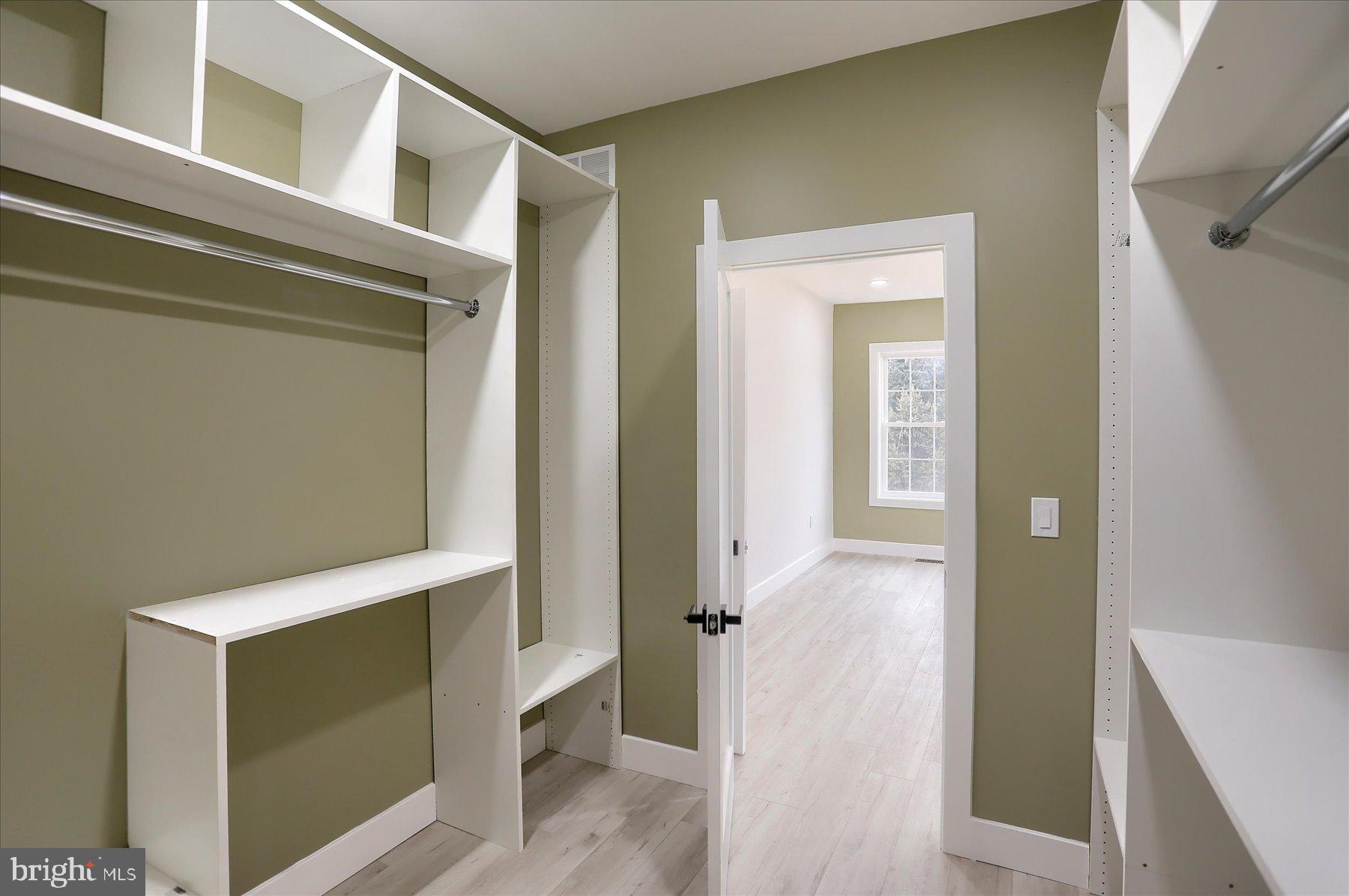 TRINDLE STATION - Residential Lease