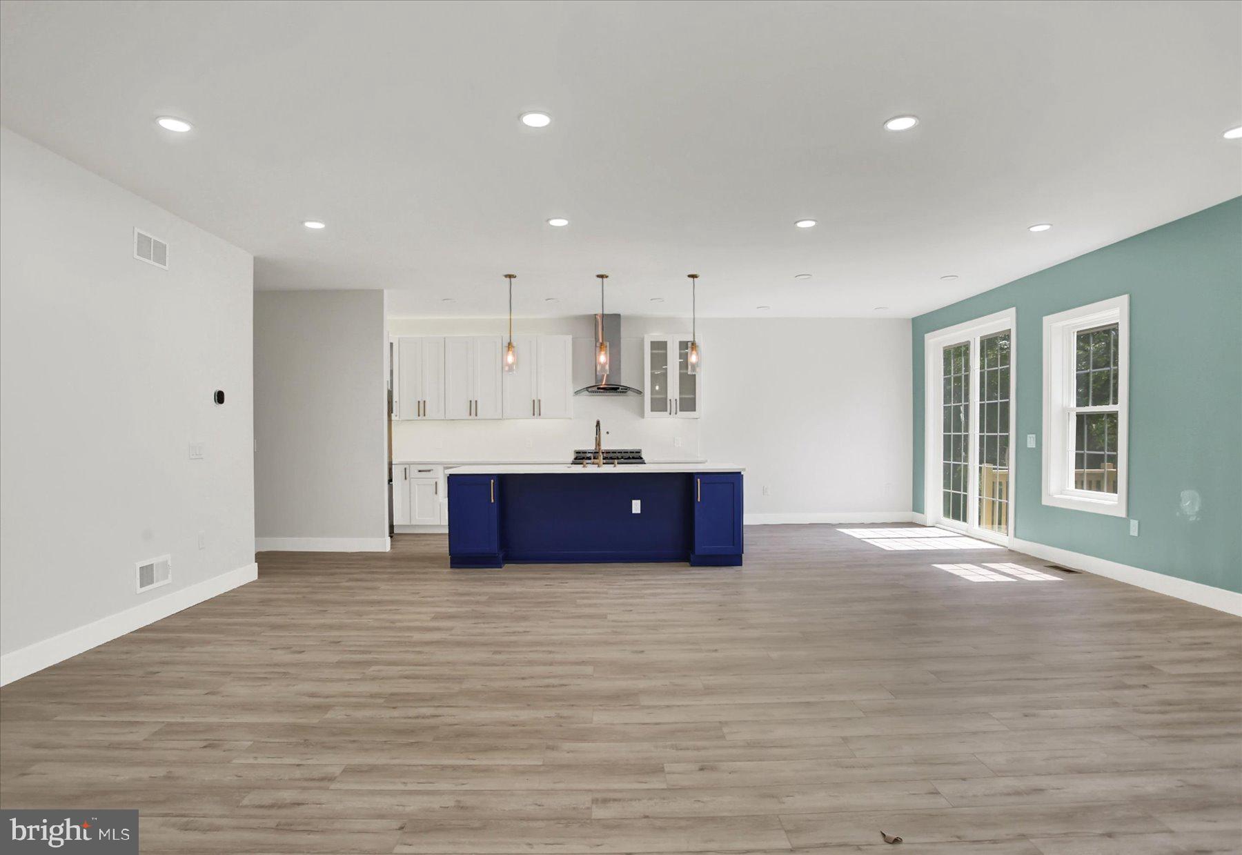 TRINDLE STATION - Residential Lease