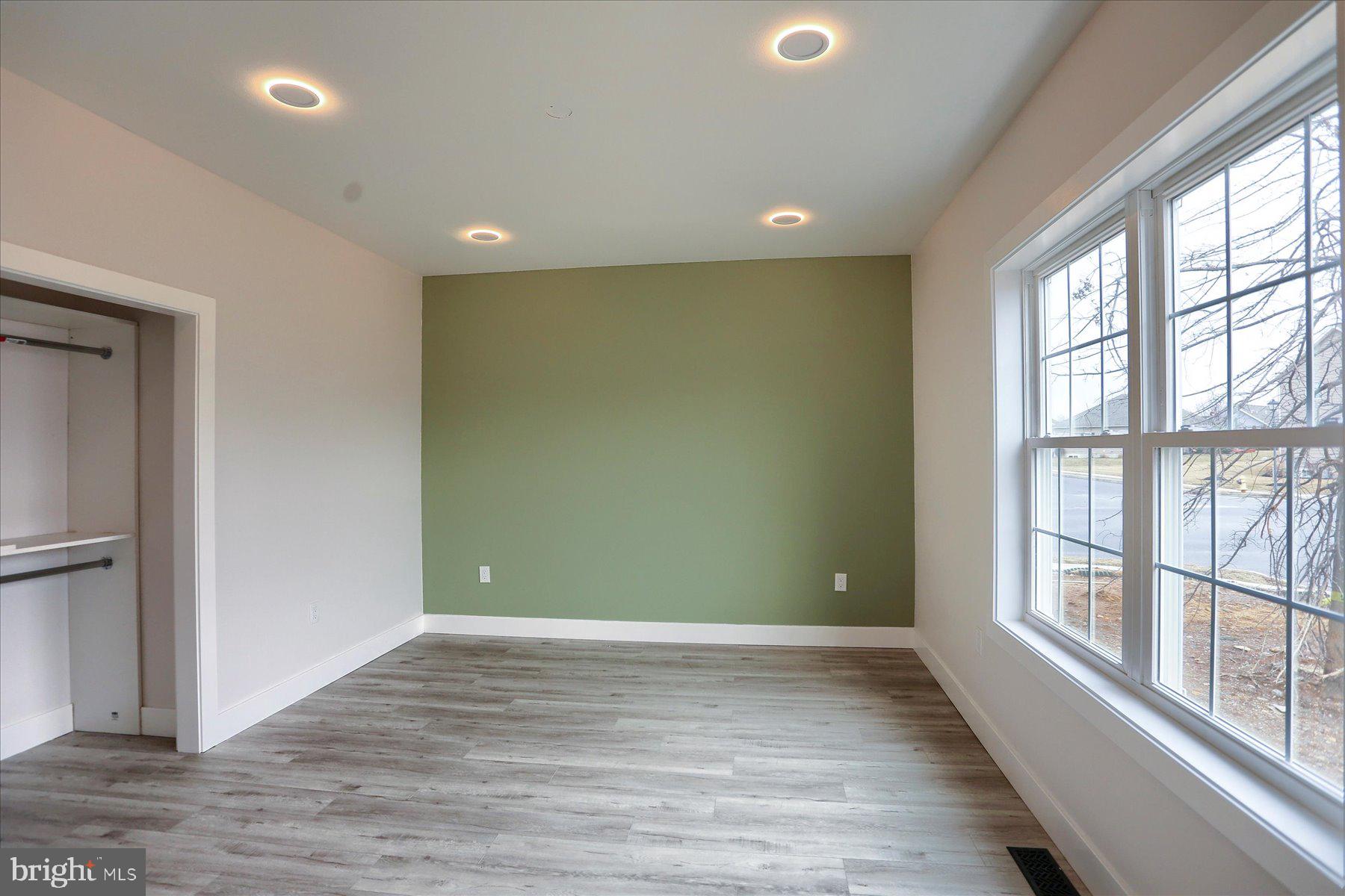 TRINDLE STATION - Residential Lease