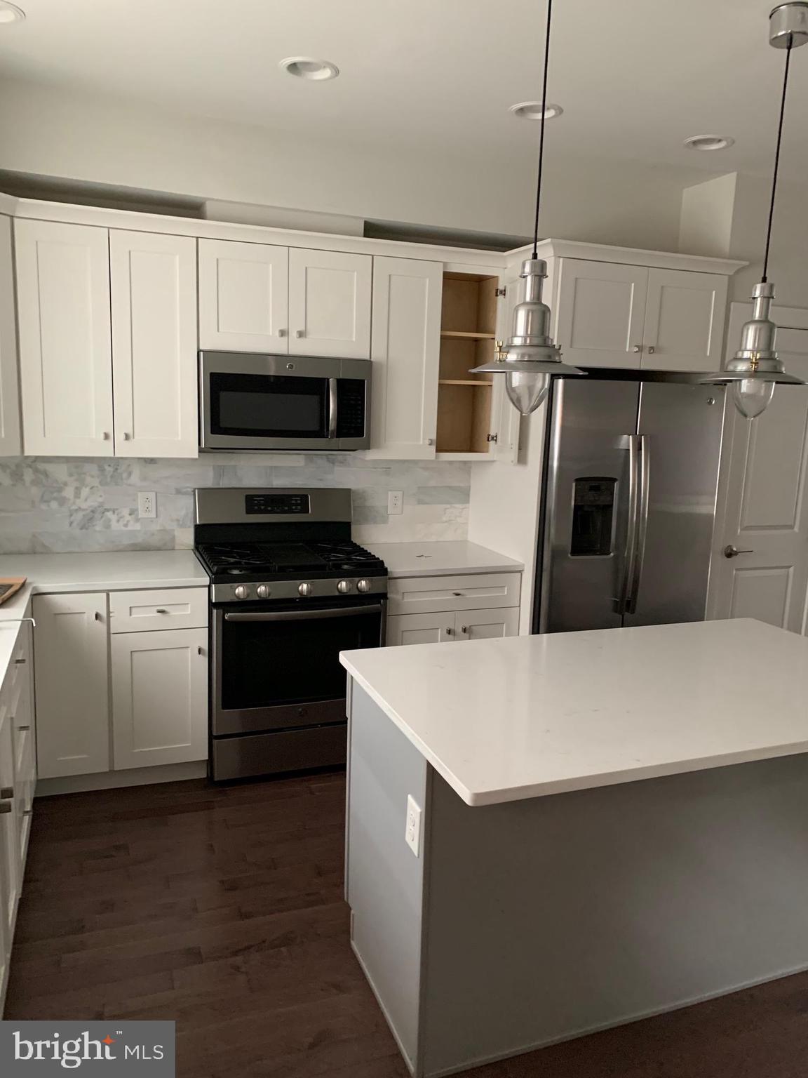 FISHTOWN - Residential Lease