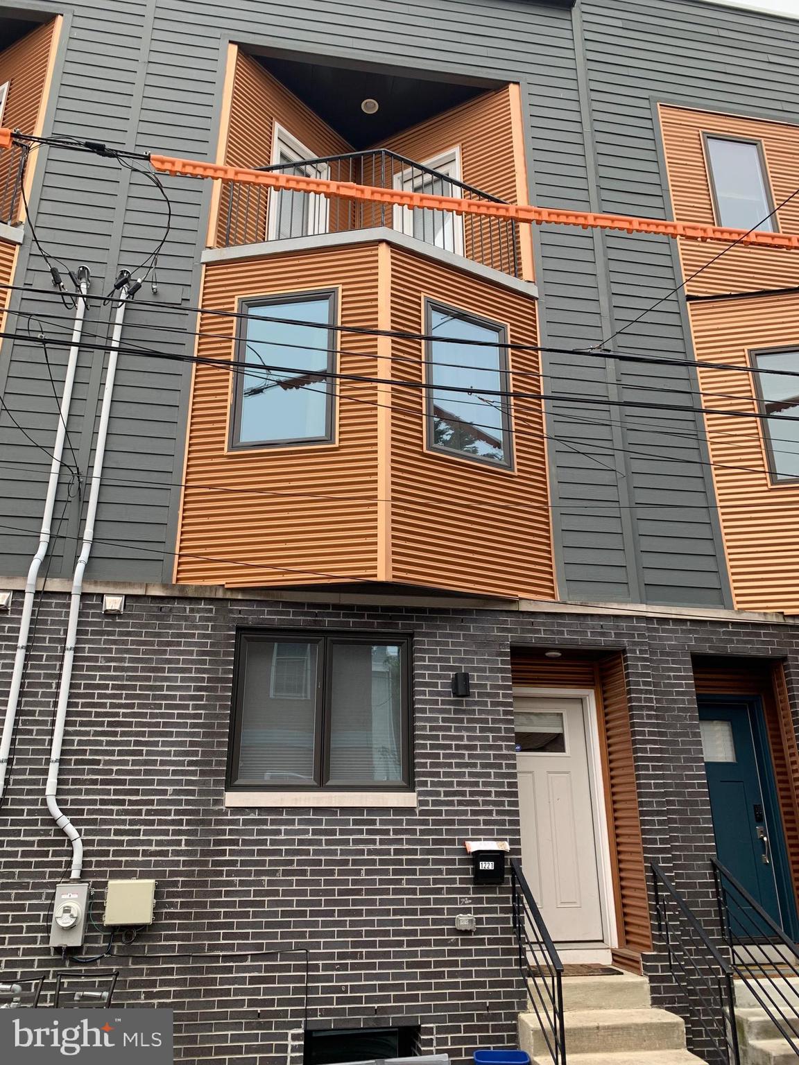 FISHTOWN - Residential Lease