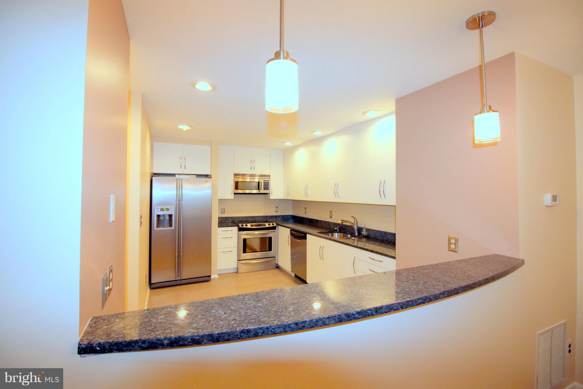 RESTON - Residential Lease