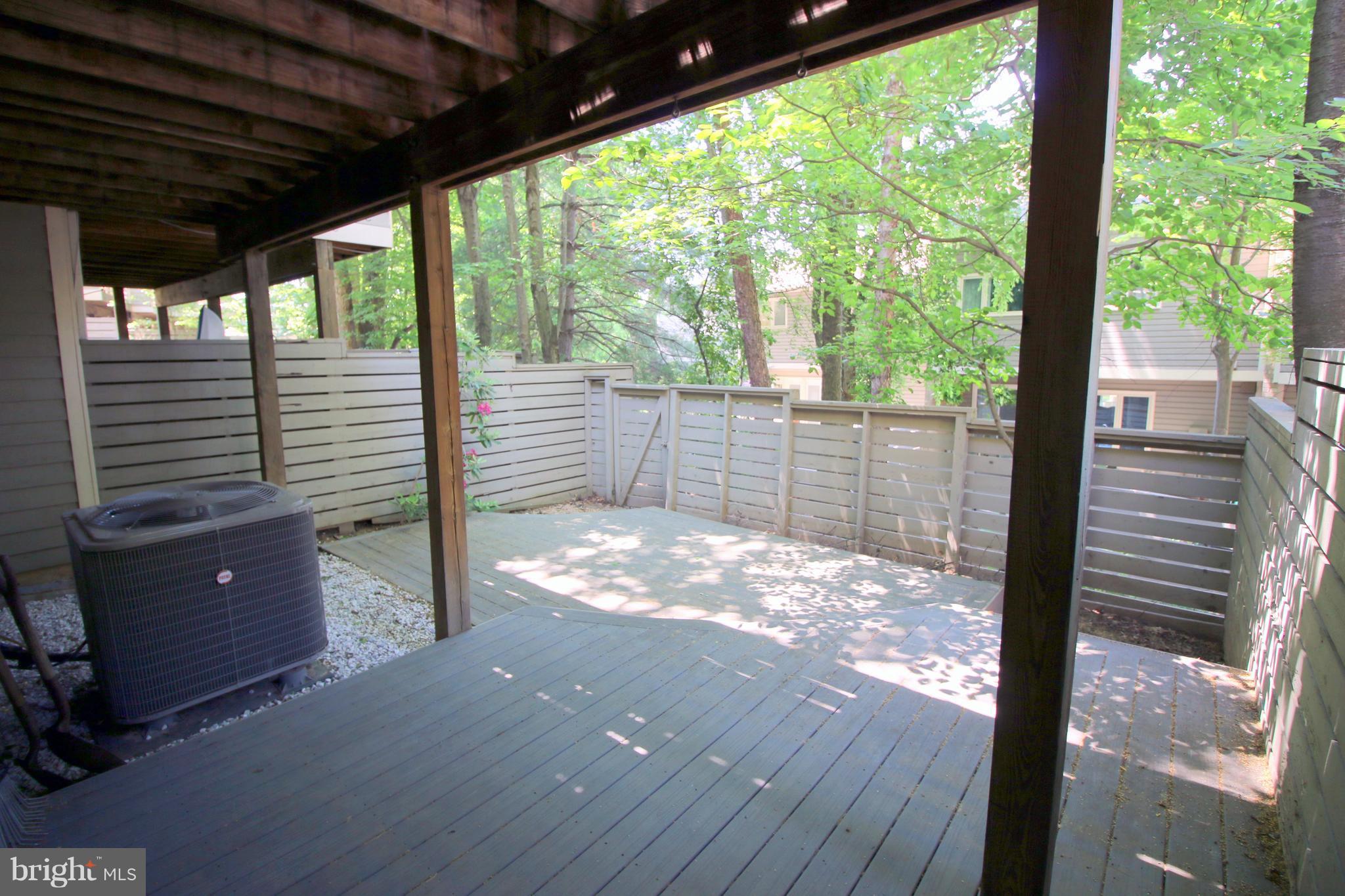 RESTON - Residential Lease