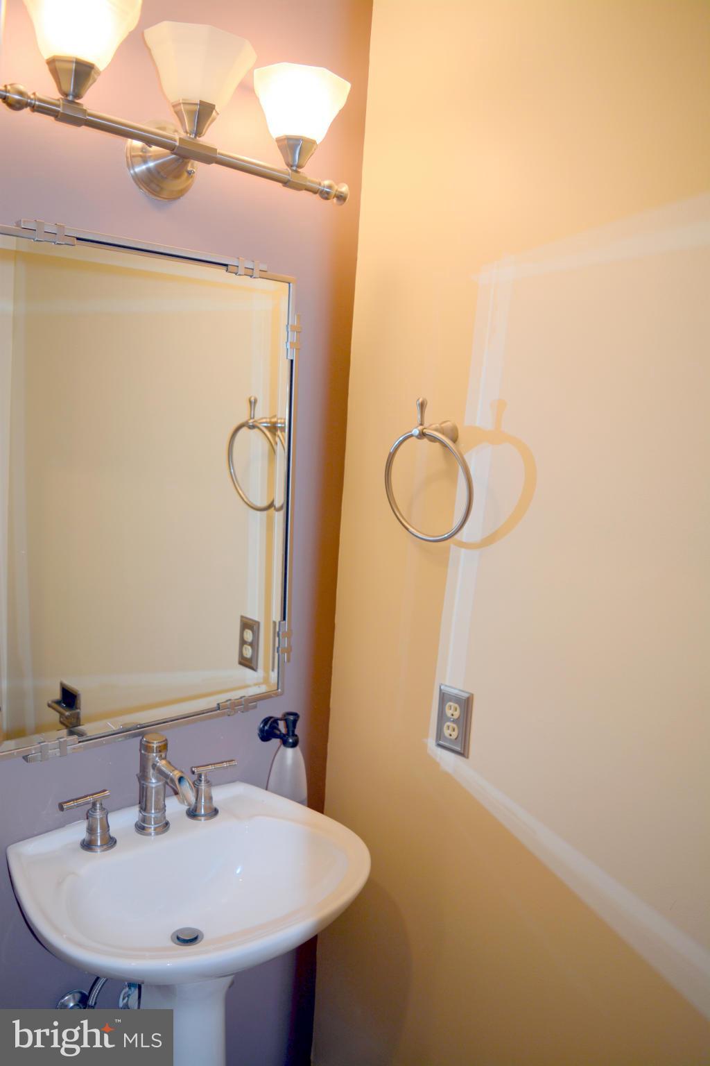 RESTON - Residential Lease