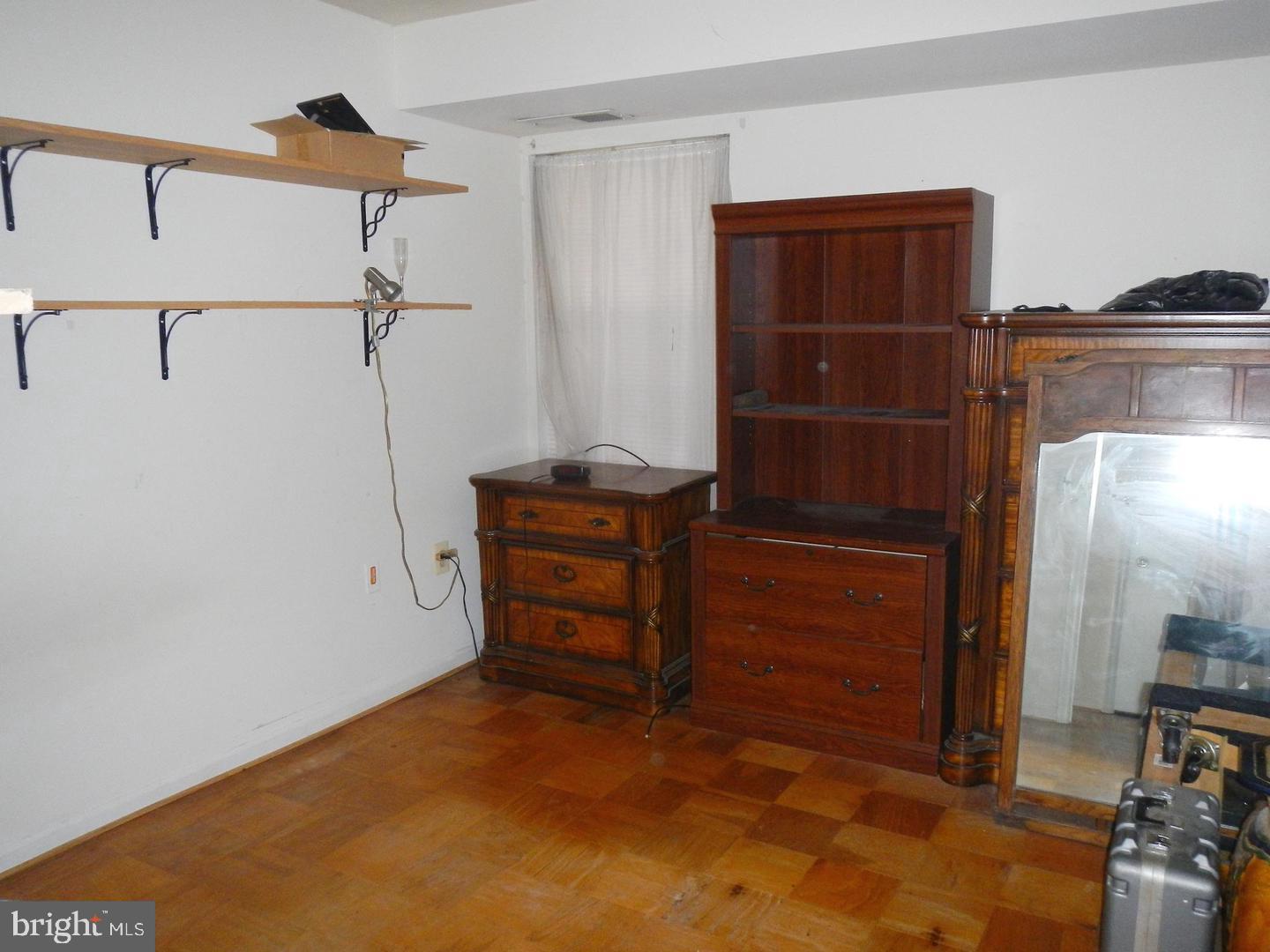 PLYMOUTH GARDENS - Residential