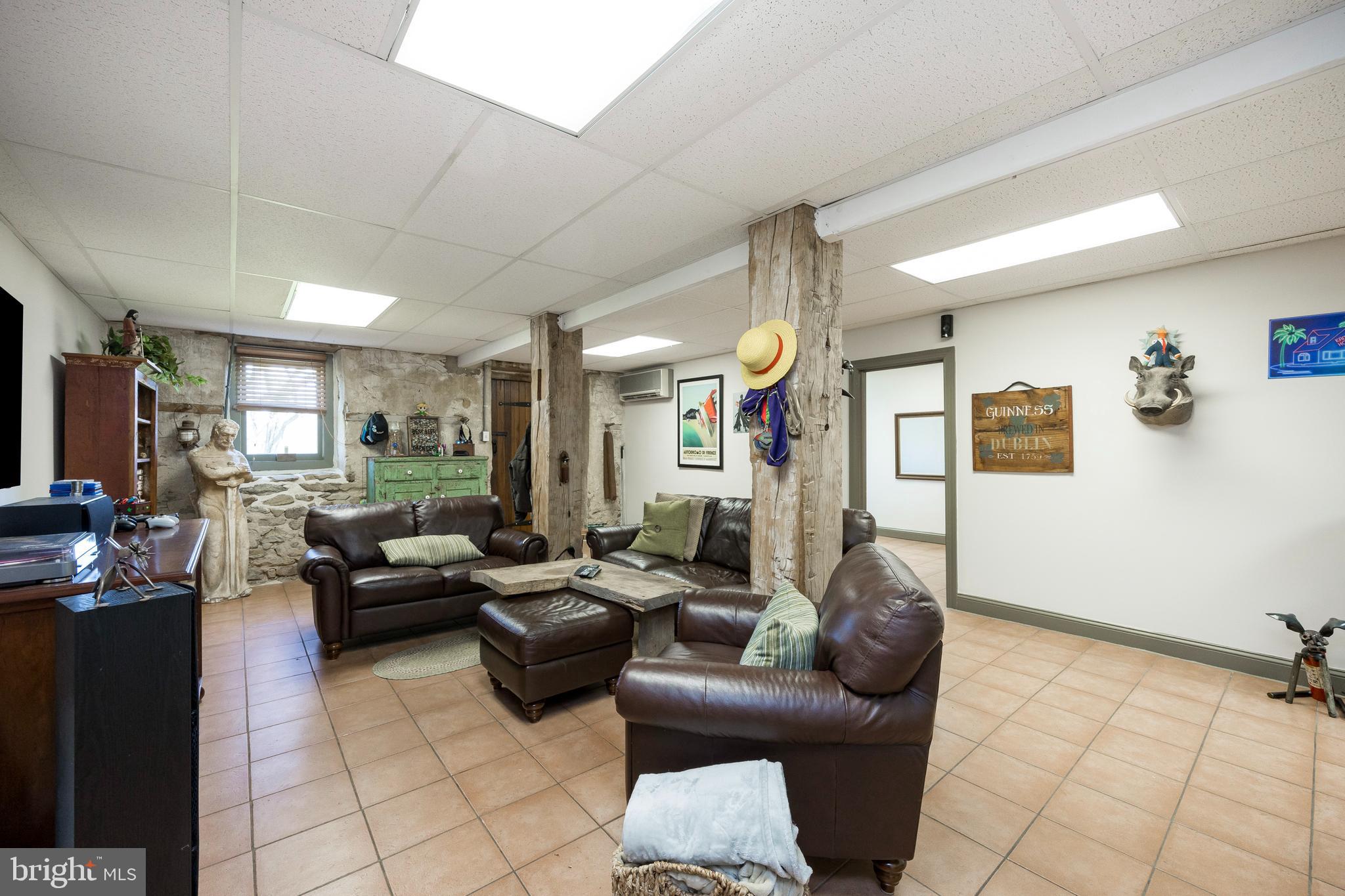 TUNBRIDGE - Residential