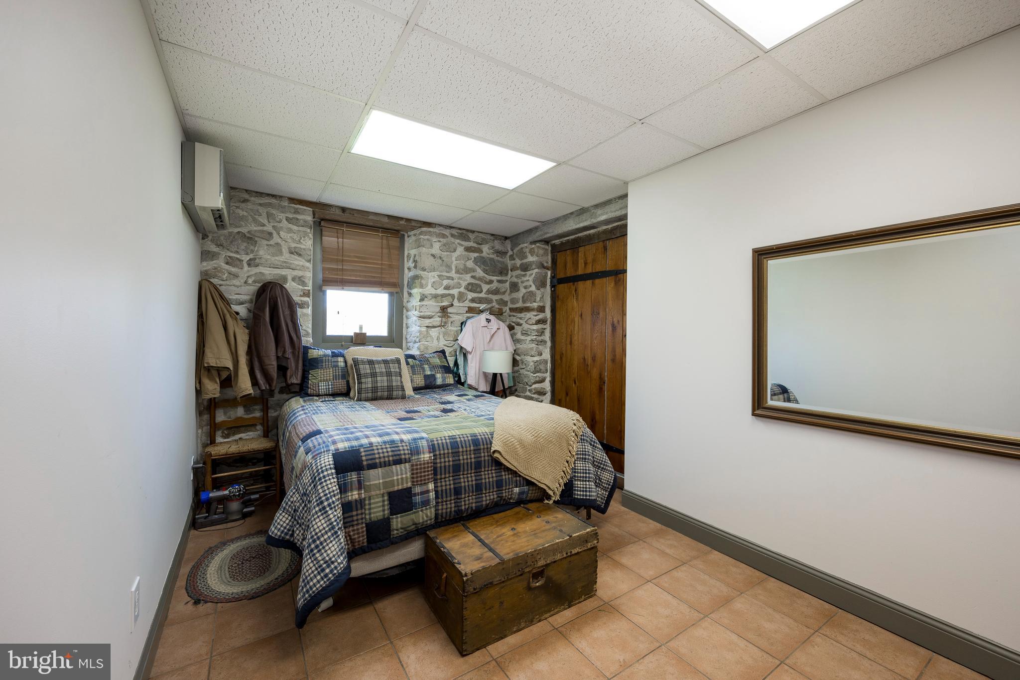 TUNBRIDGE - Residential