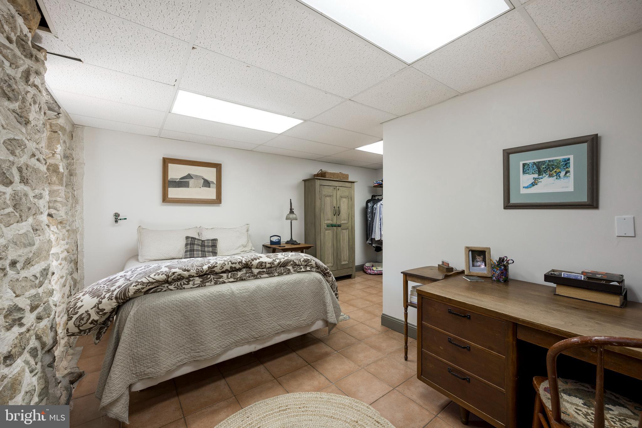 TUNBRIDGE - Residential