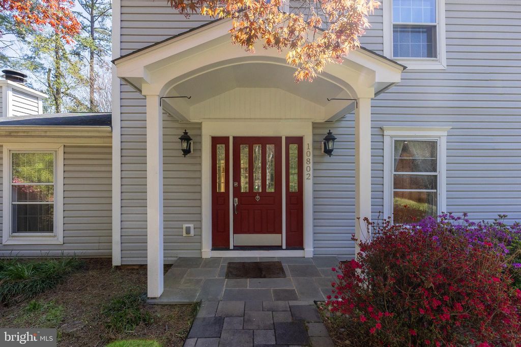 Photo of 10802 Oldfield Drive, RESTON, VA 20191 (MLS # VAFX2301986)