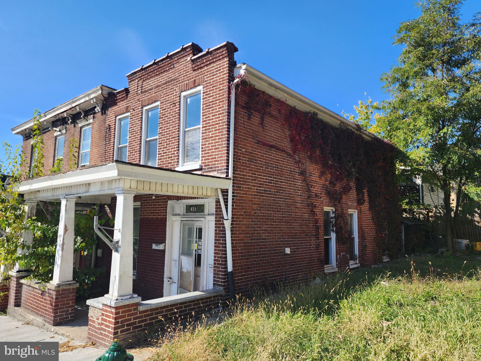 308 E HARRISON STREET