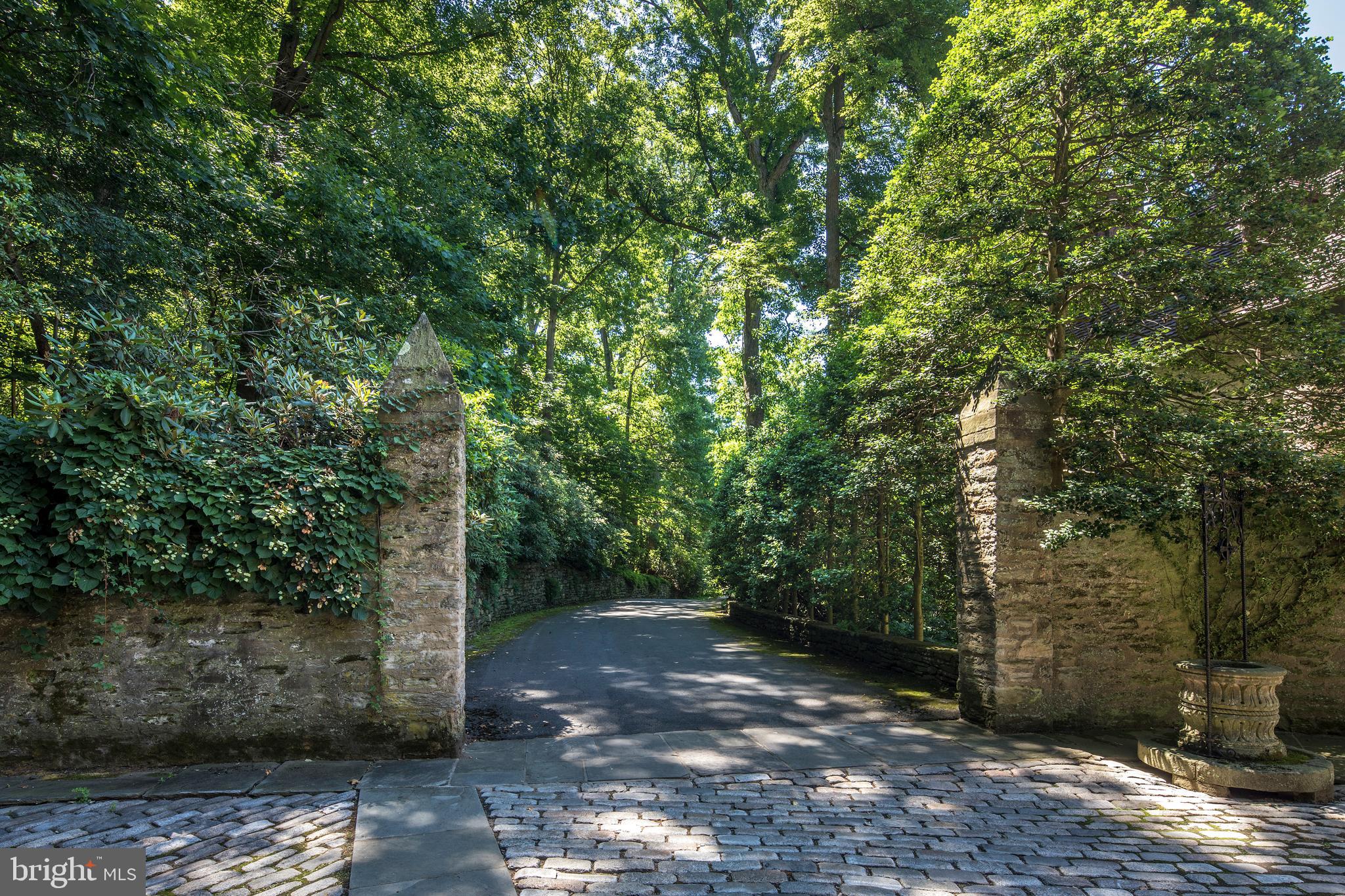 WYNDMOOR - Residential