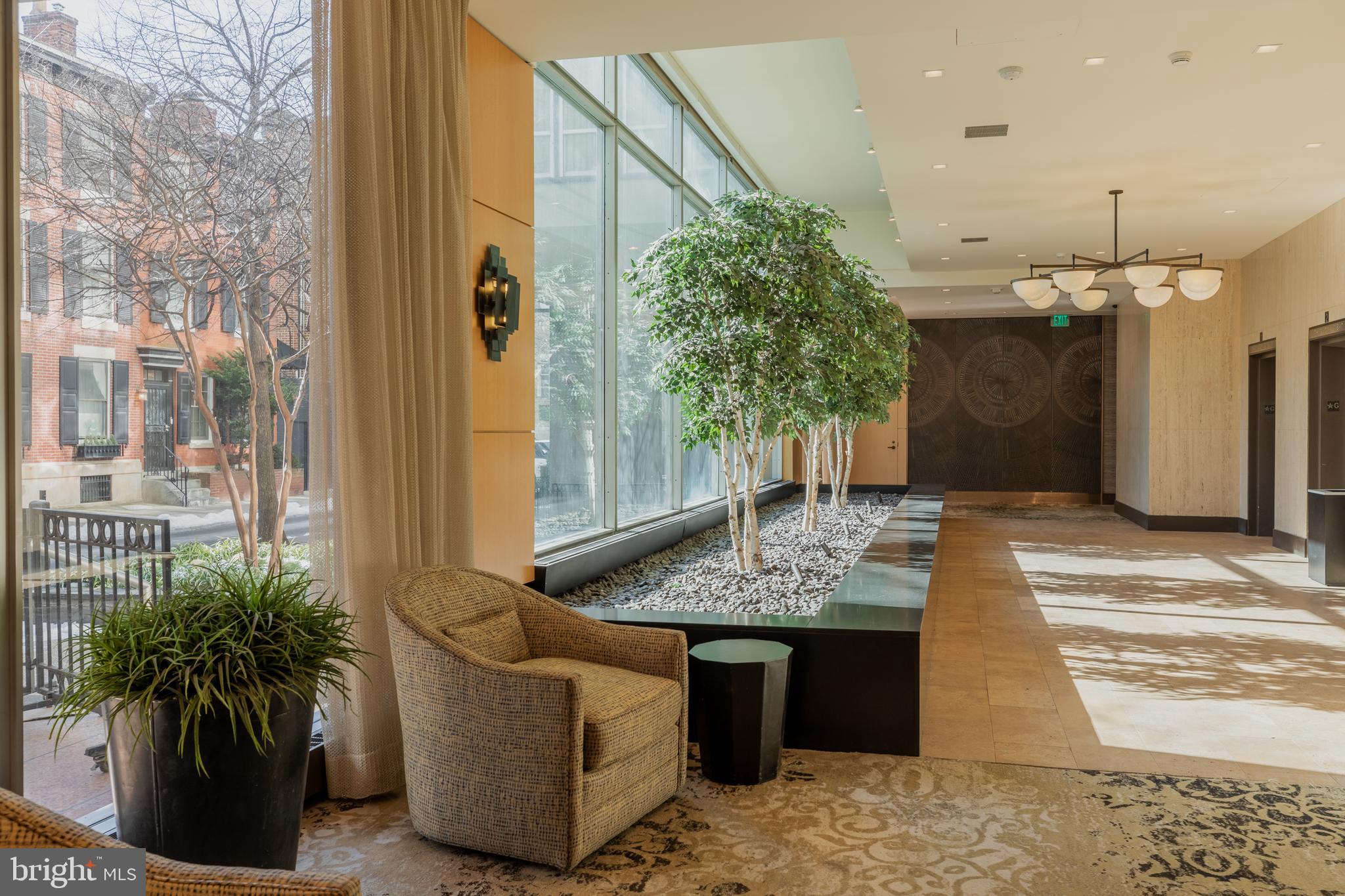 RITTENHOUSE SQUARE - Residential