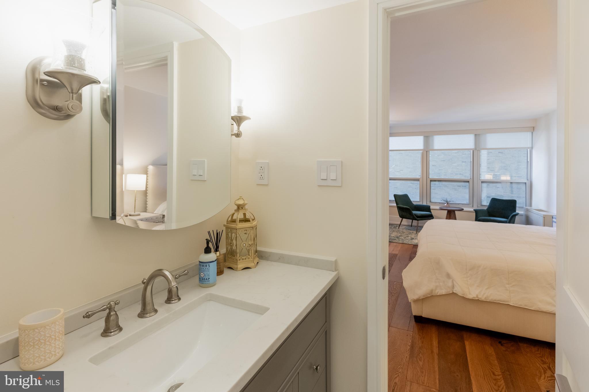 RITTENHOUSE SQUARE - Residential