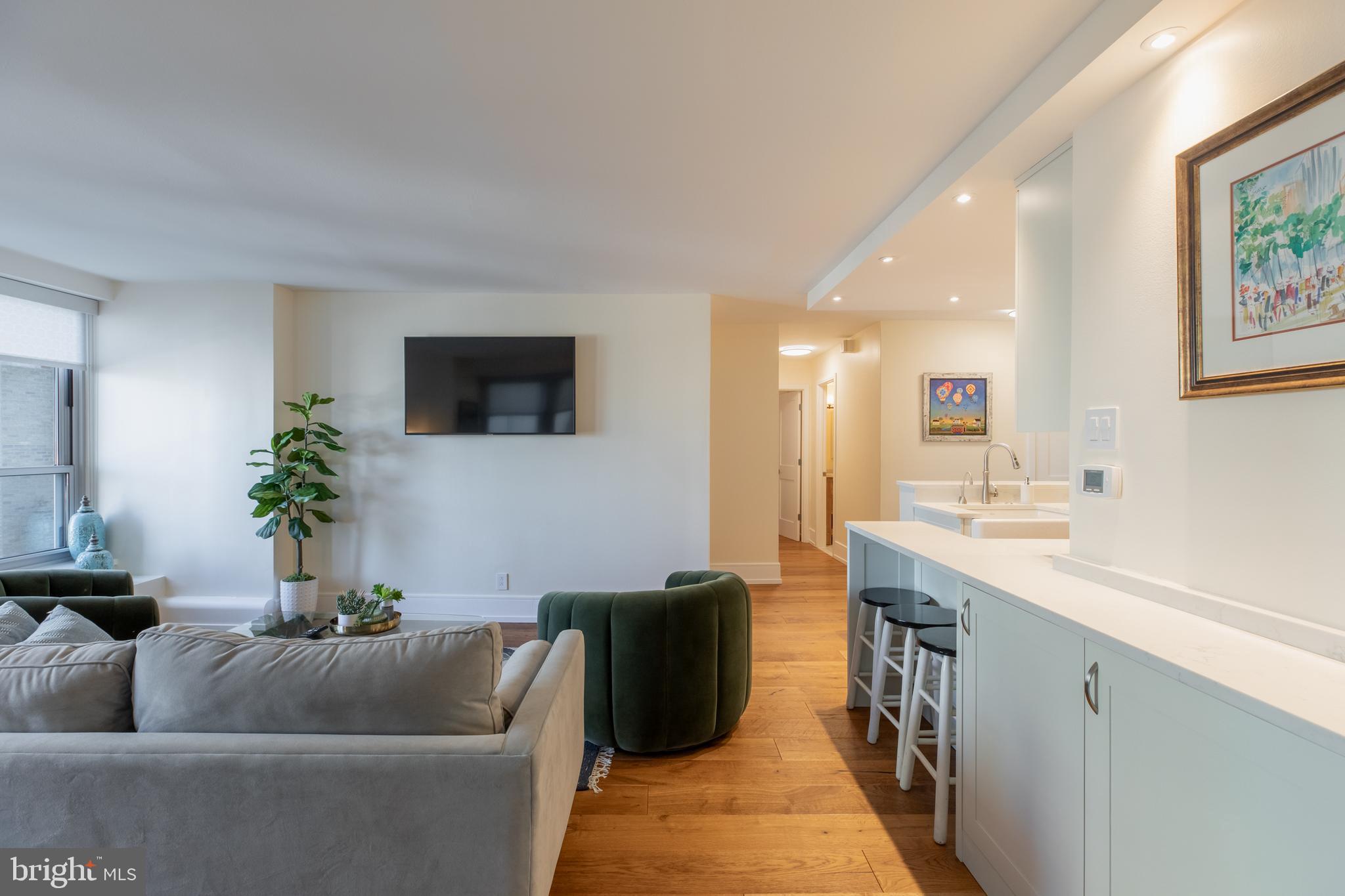 RITTENHOUSE SQUARE - Residential