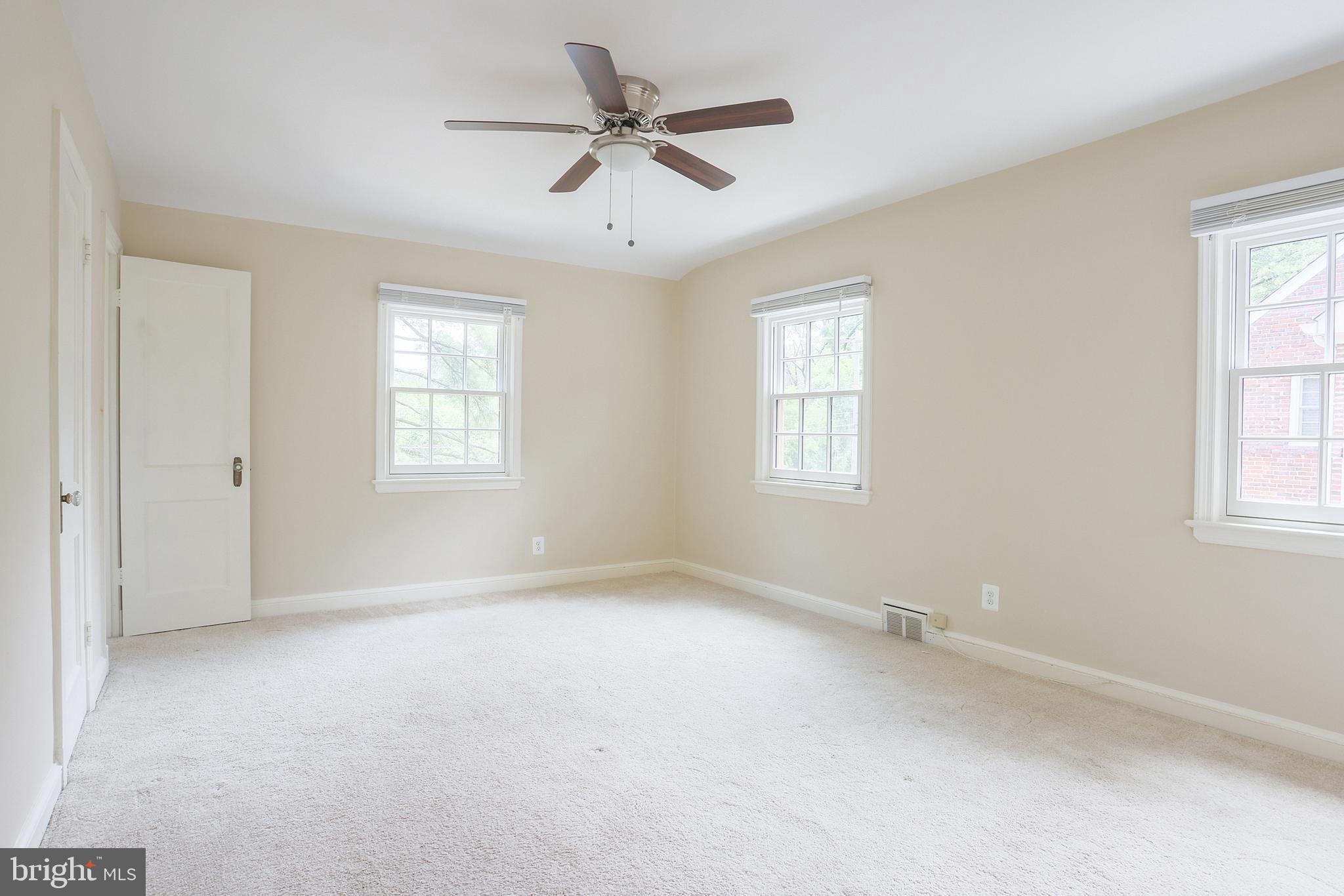 LOCUST HILL ESTATES - Residential