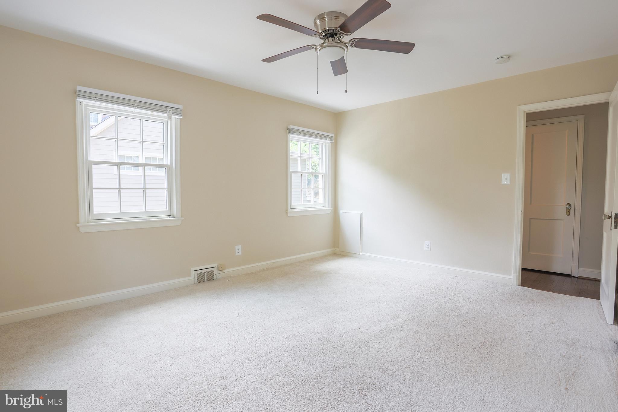 LOCUST HILL ESTATES - Residential