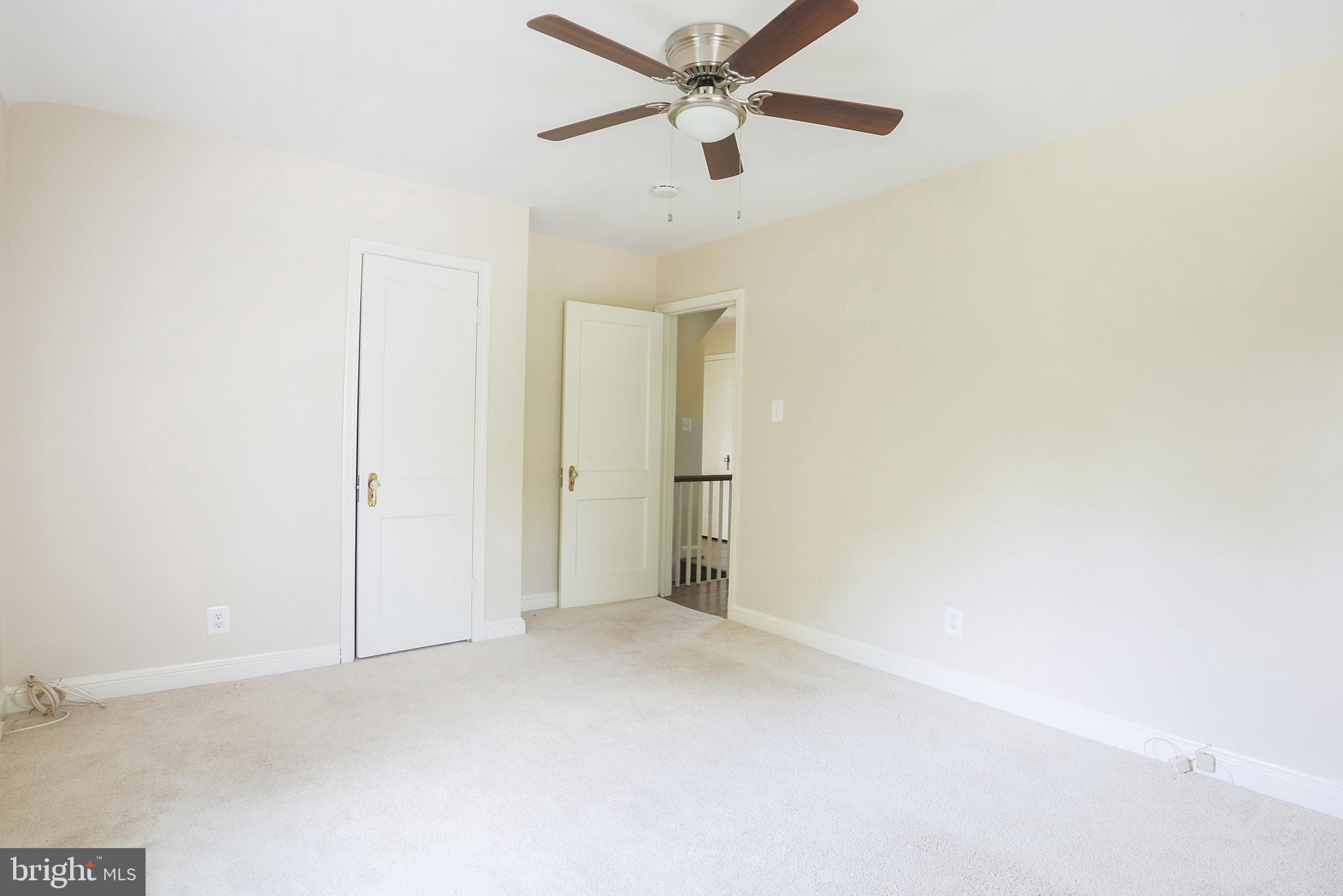 LOCUST HILL ESTATES - Residential