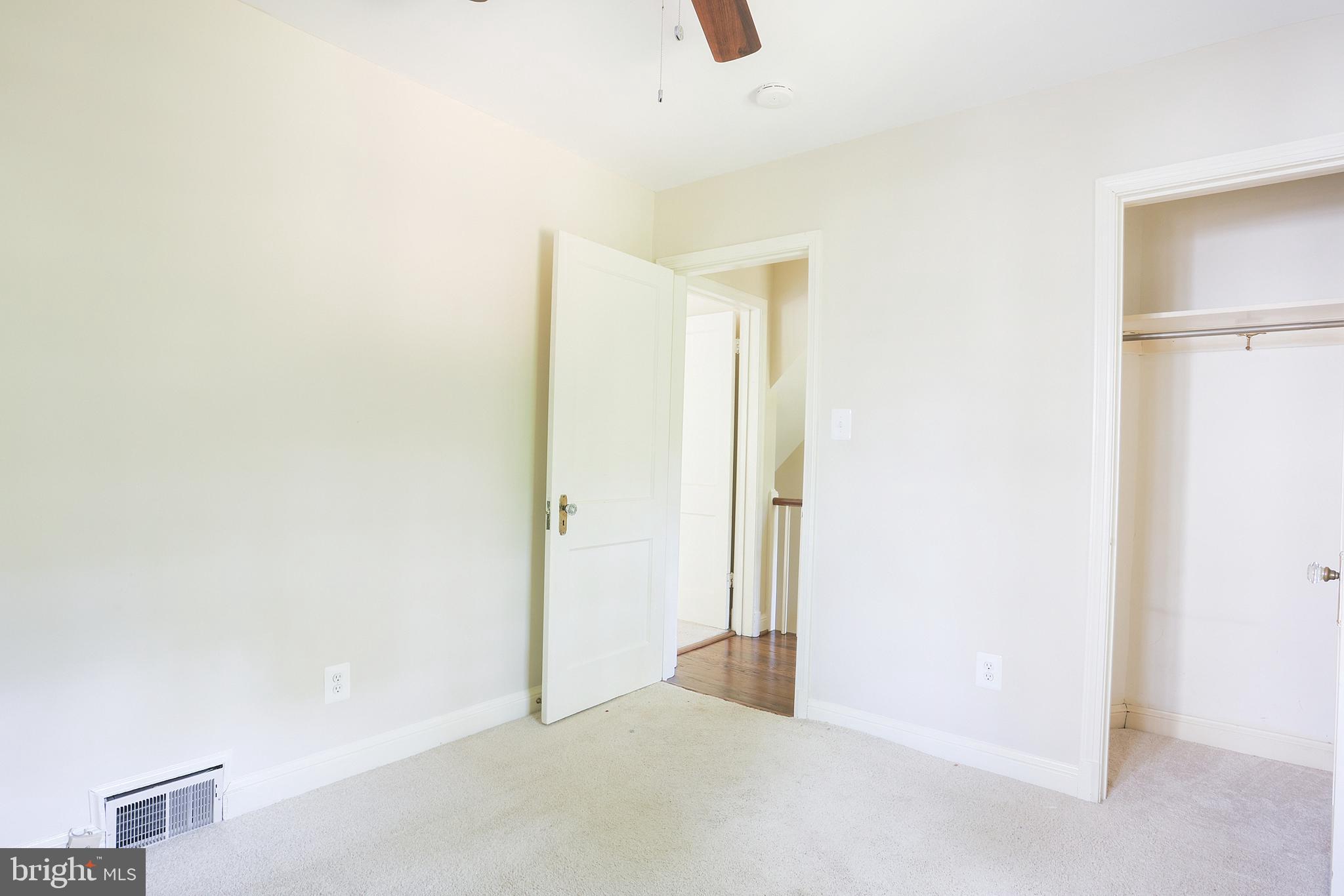 LOCUST HILL ESTATES - Residential