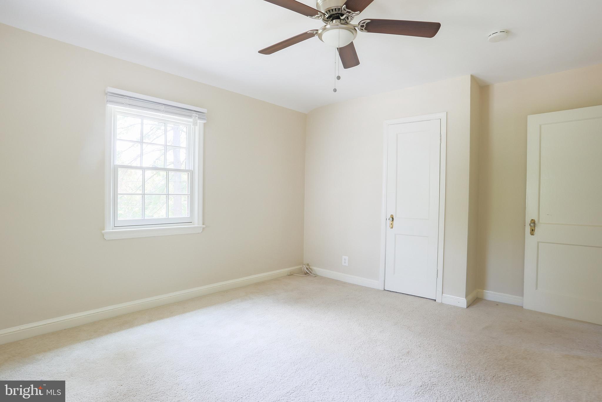 LOCUST HILL ESTATES - Residential