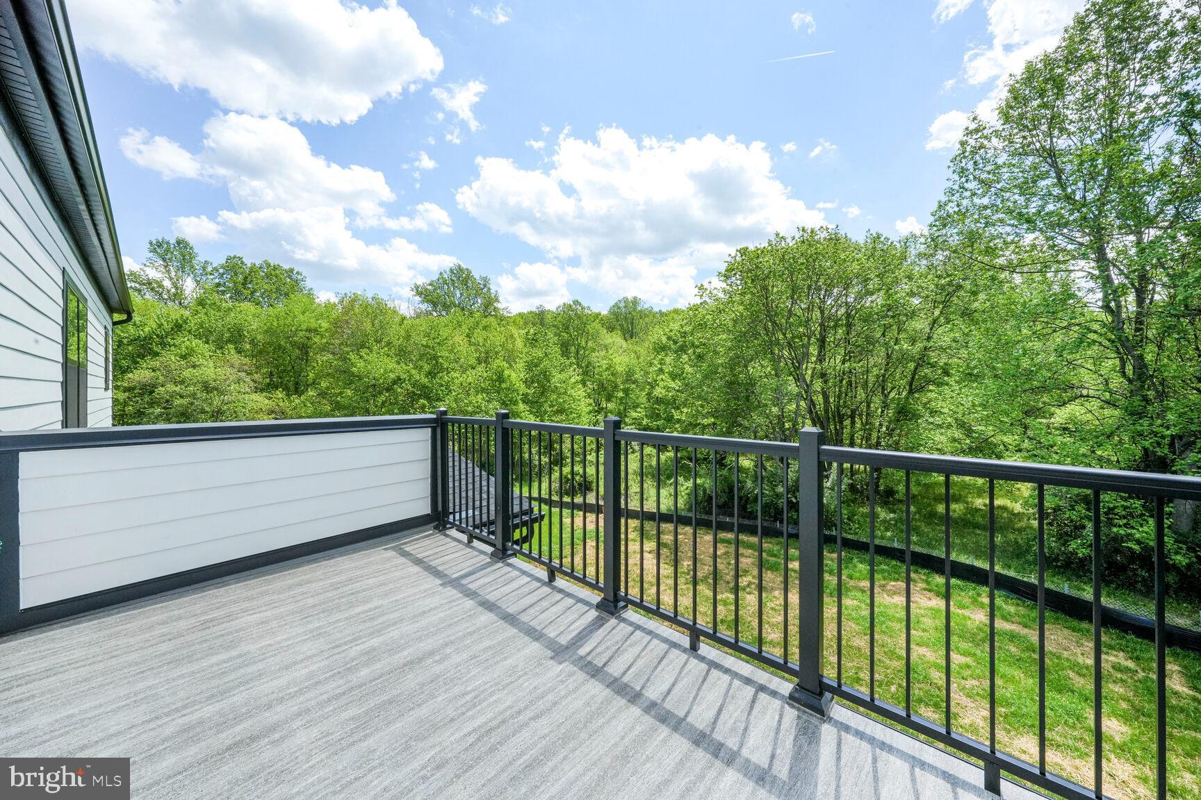 STUART MILL - Residential