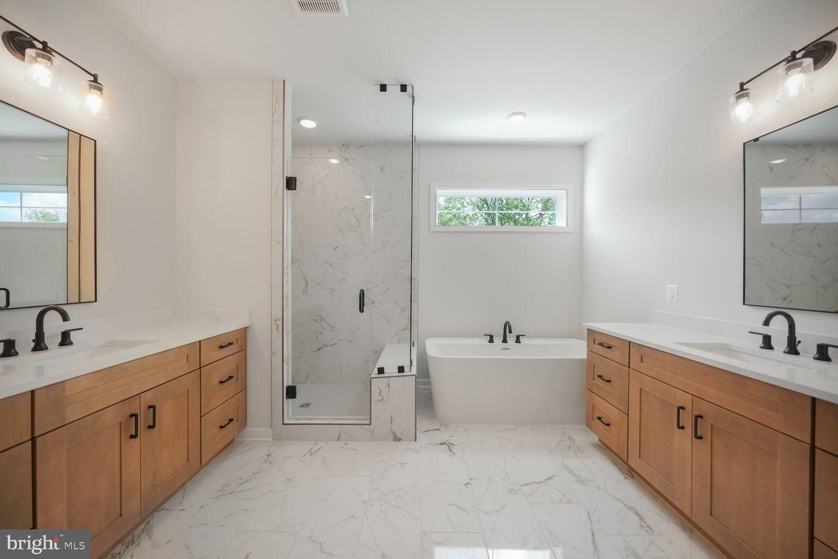 STUART MILL - Residential