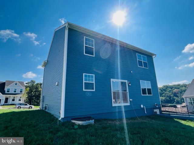 SENSENY VILLAGE - Residential Lease