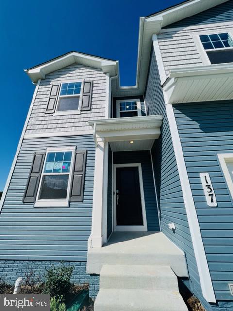 SENSENY VILLAGE - Residential Lease