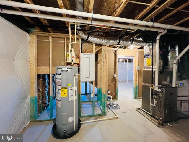 SENSENY VILLAGE - Residential Lease