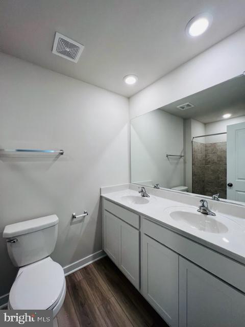 SENSENY VILLAGE - Residential Lease