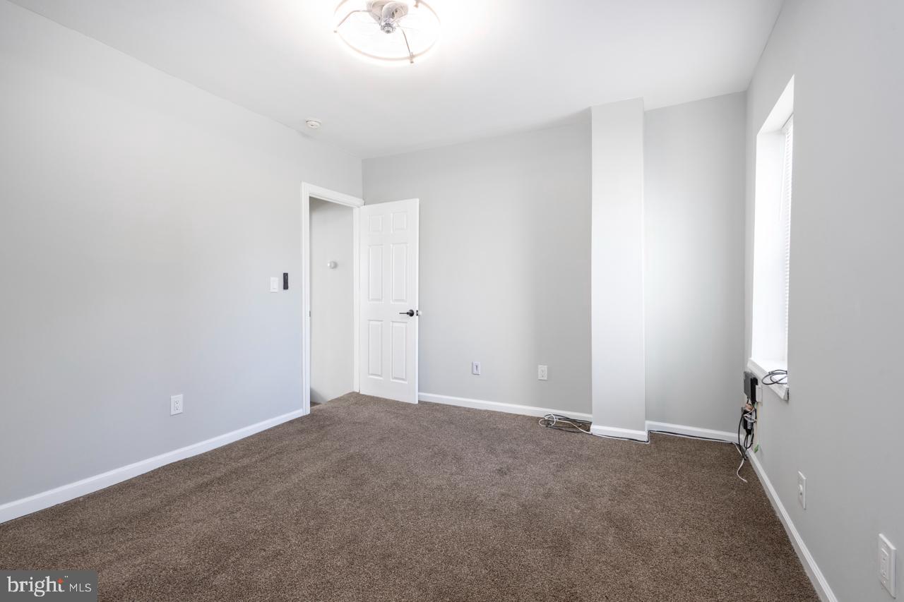 STRAWBERRY MANSION - Residential