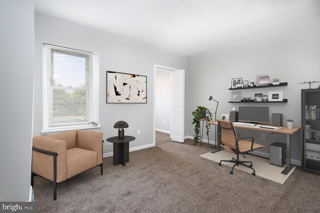 STRAWBERRY MANSION - Residential