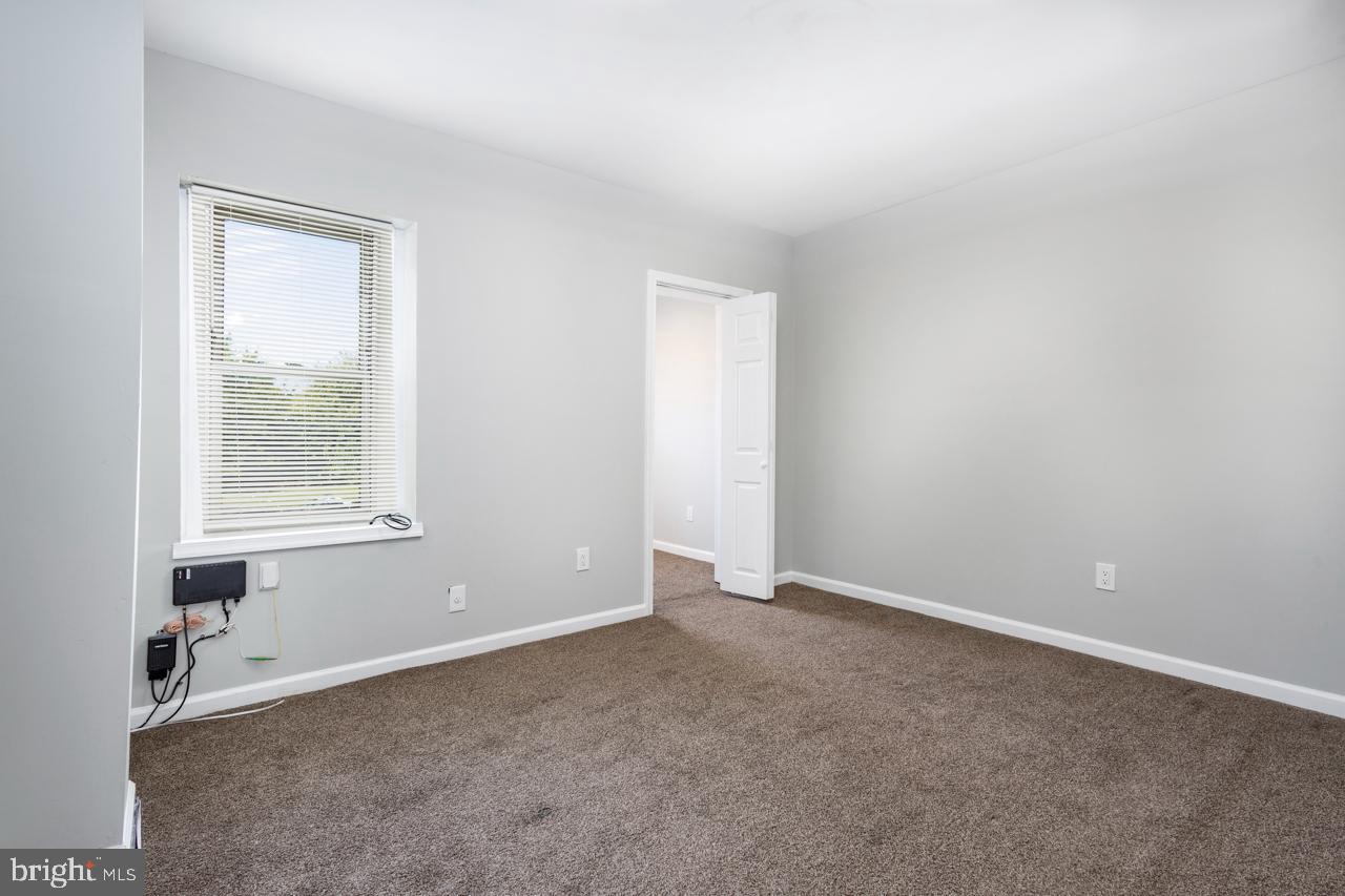 STRAWBERRY MANSION - Residential