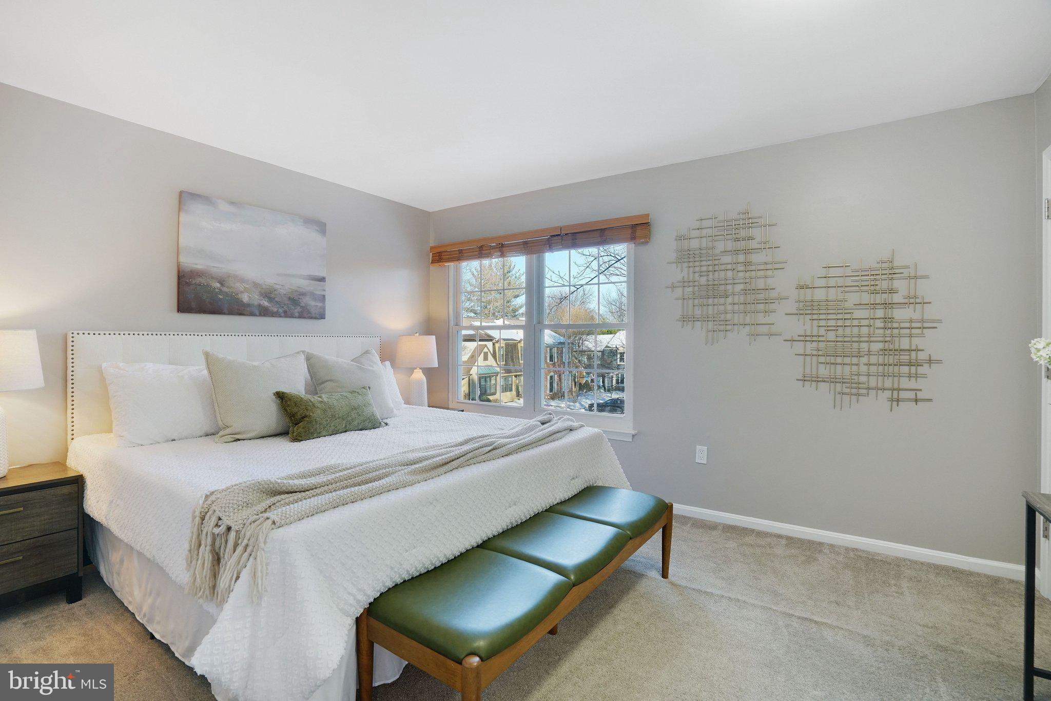 BURKE CENTRE - Residential