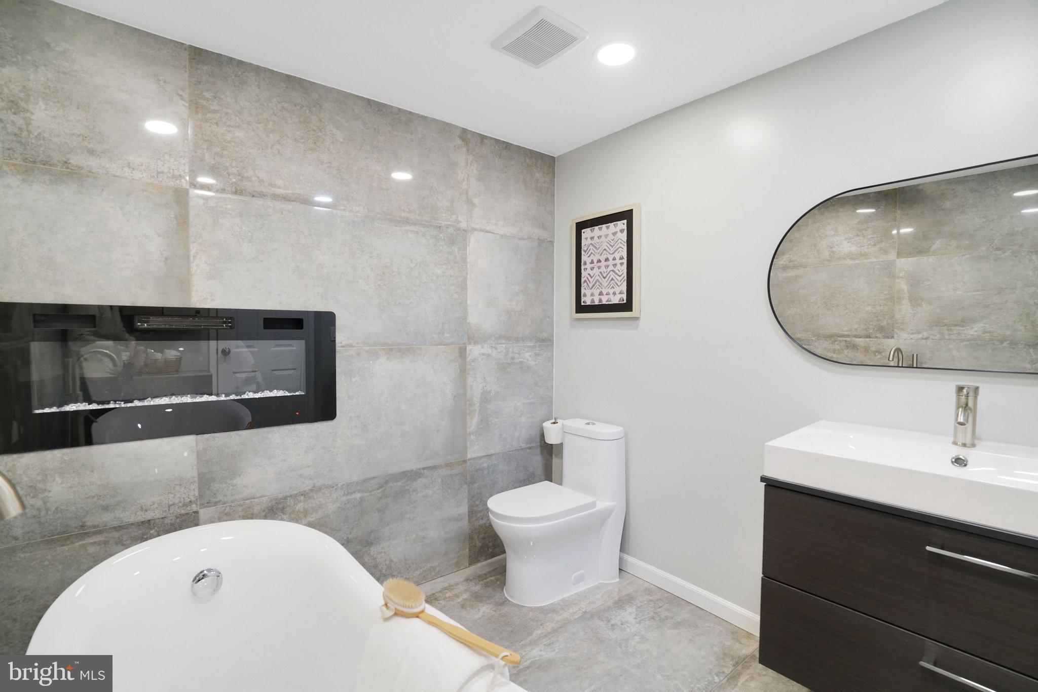 BURKE CENTRE - Residential