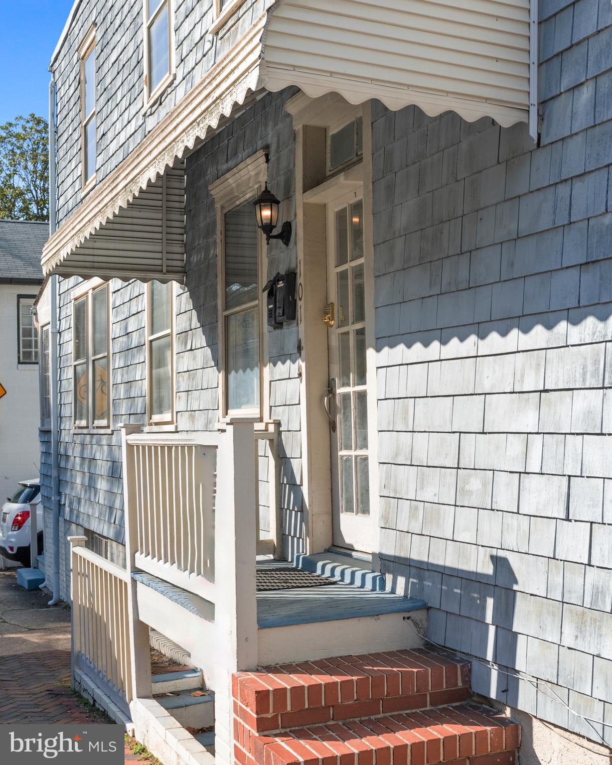 HISTORIC DISTRICT - Residential Income