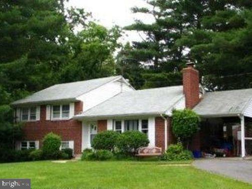 BROYHILLS MCLEAN ESTATES - Residential Lease