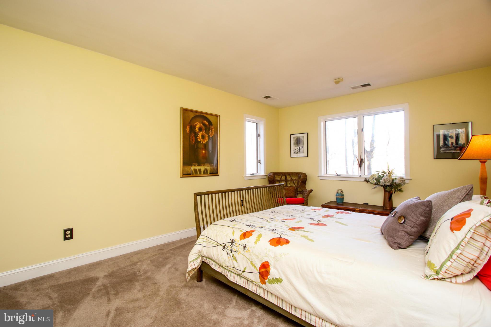 LAURELFORD - Residential