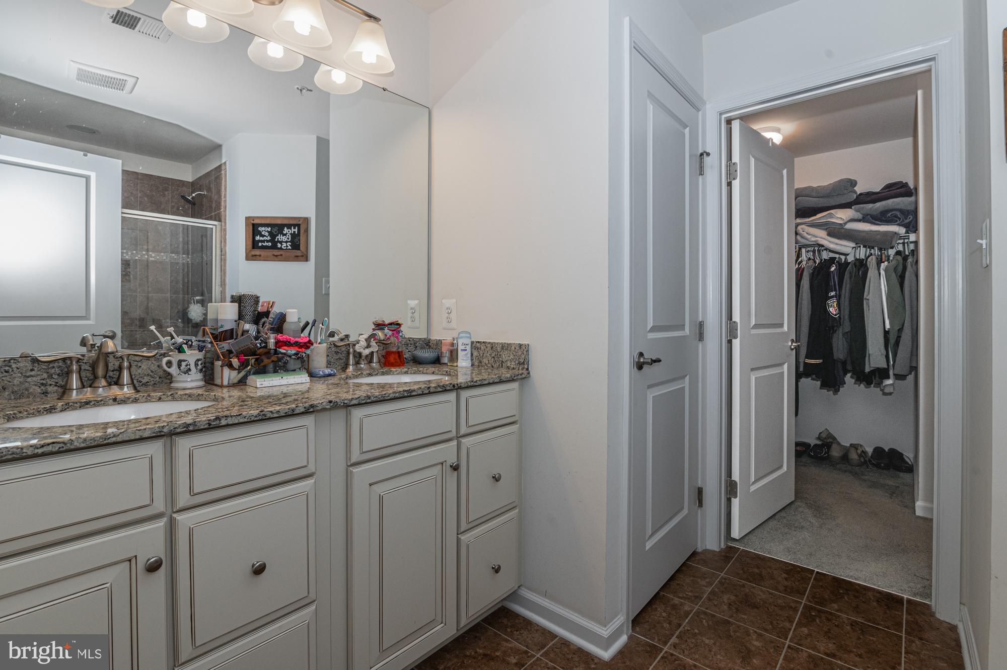 BRUNSWICK CROSSING - Residential Lease