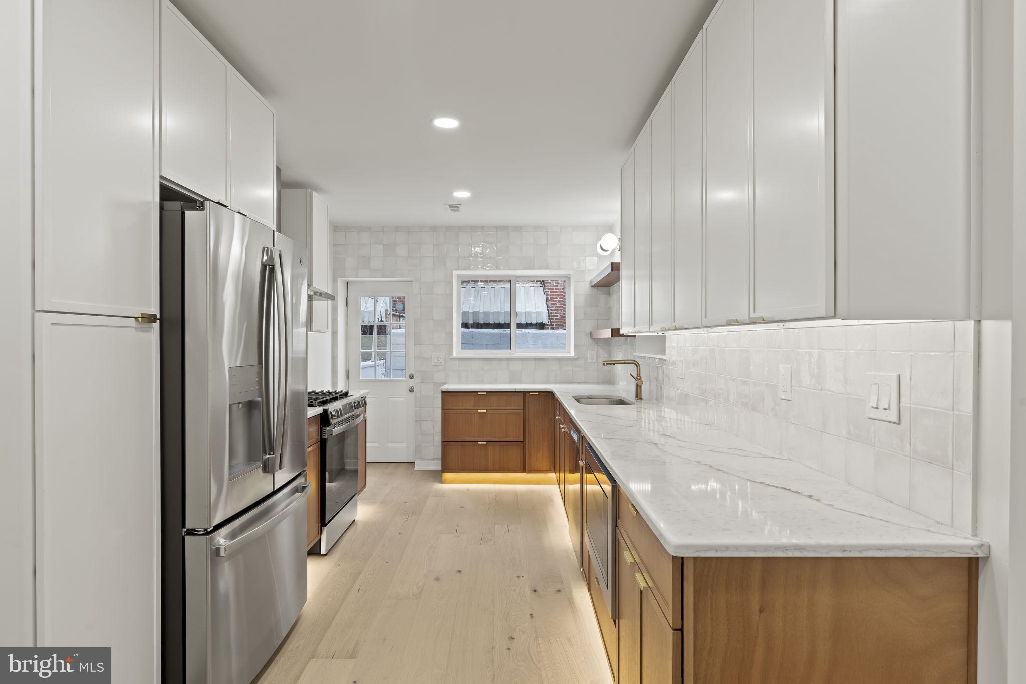 EAST PASSYUNK CROSSING - Residential