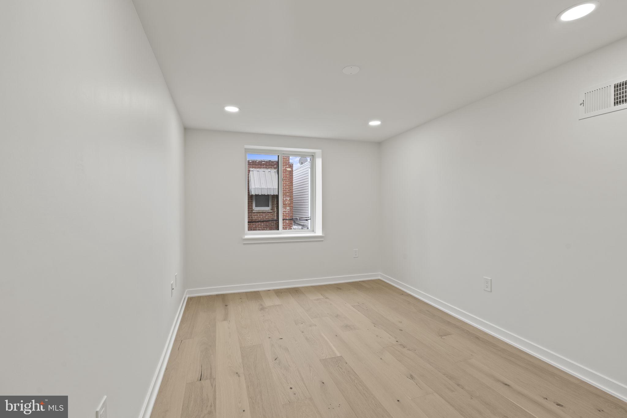 EAST PASSYUNK CROSSING - Residential